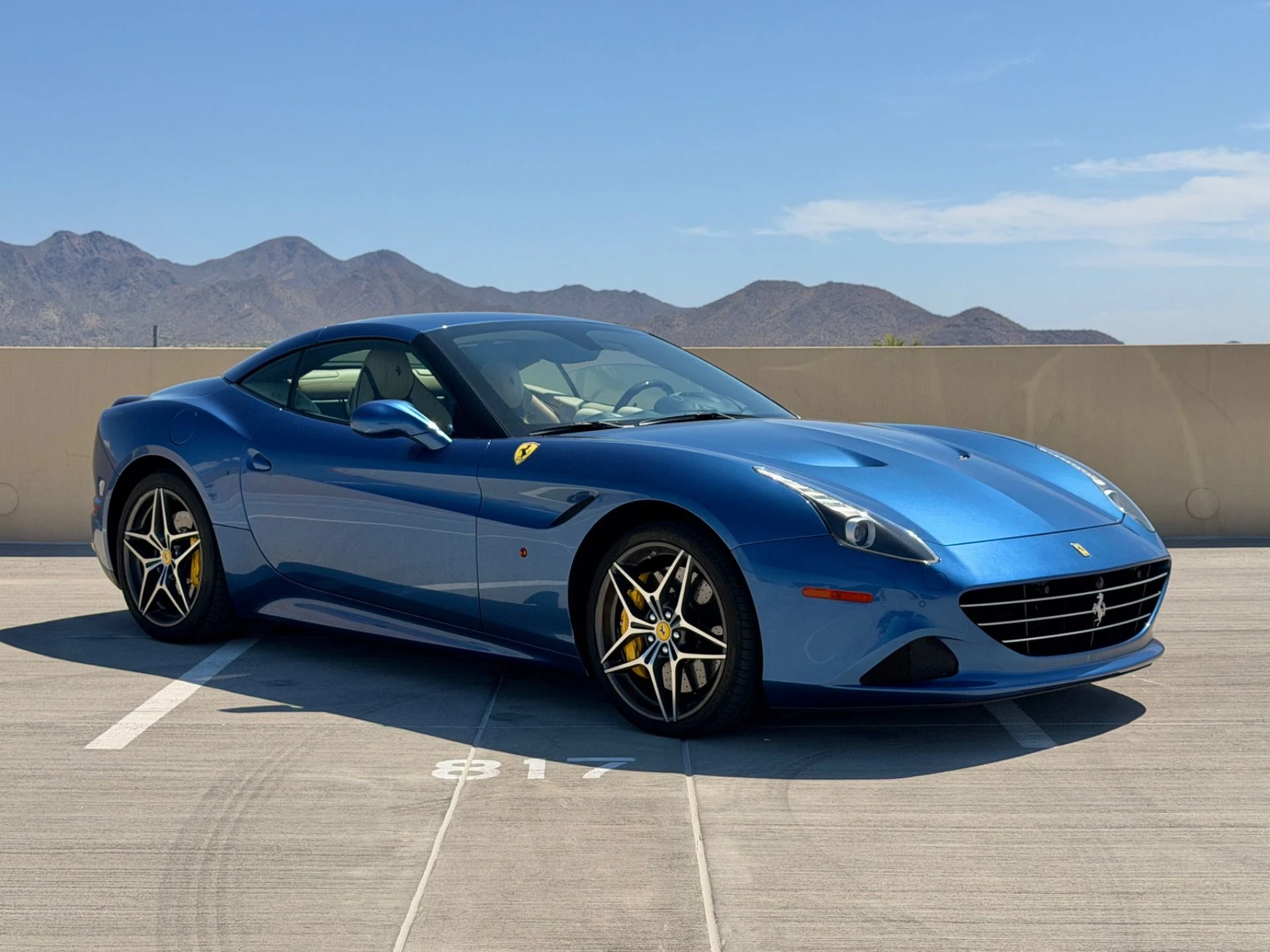 mph003_1606764951_Used_2015_Ferrari_California_T_1787790892_6fcb5d402b