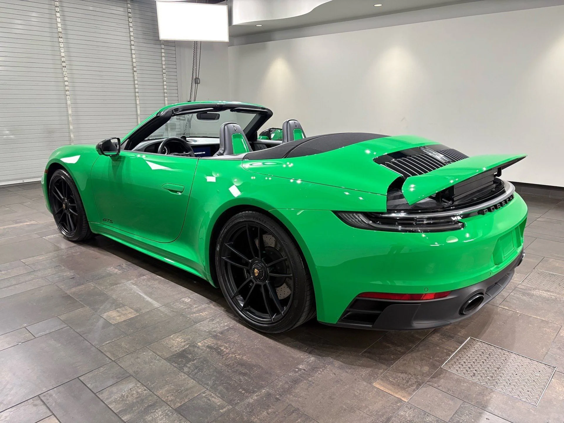 mph003_160967519_ee71da87004dbabb5167c75e37d78940_95468392cc