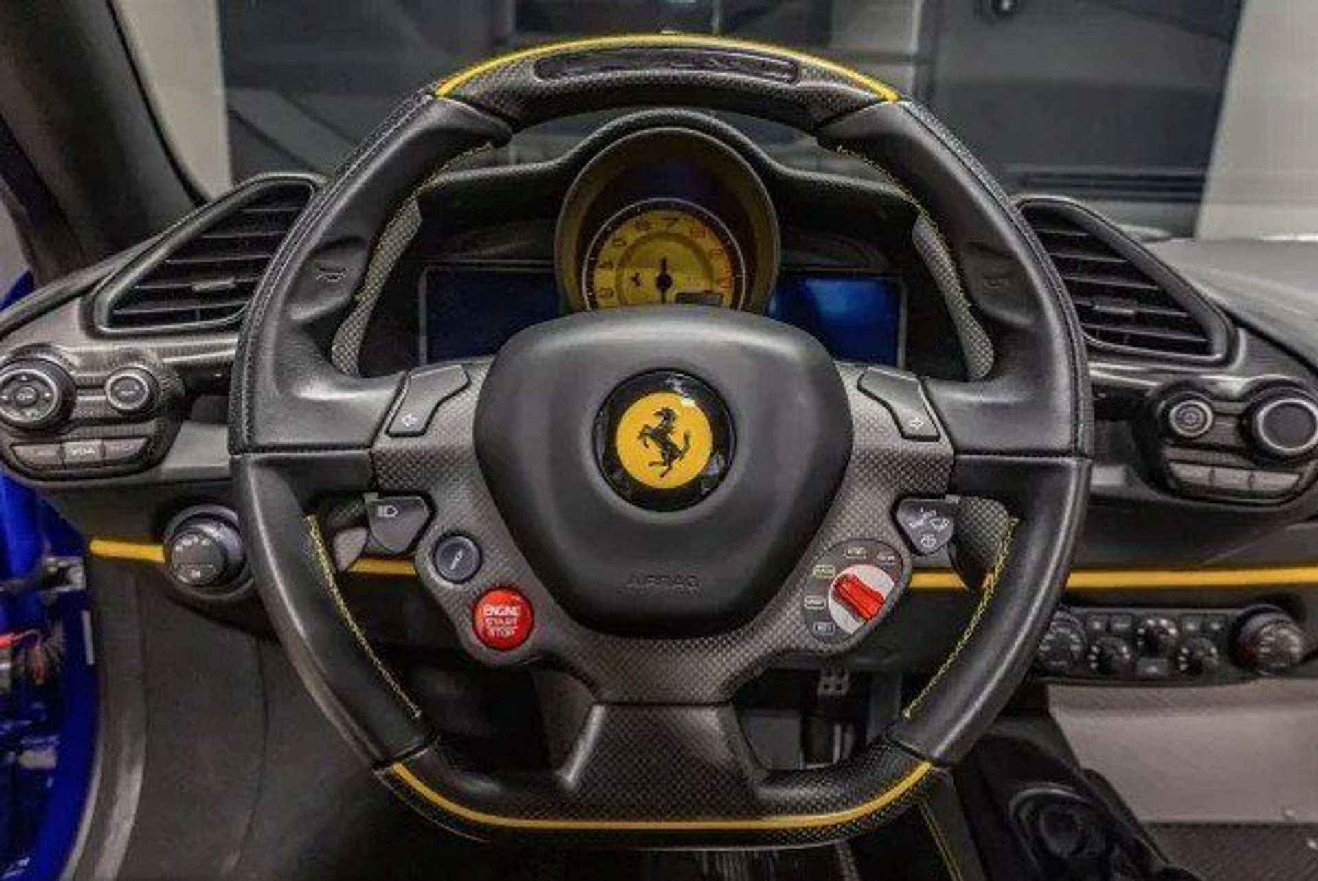 mph003_161788983_b3e9e64ae57c483ebd633f1518015052x_fafb760a78