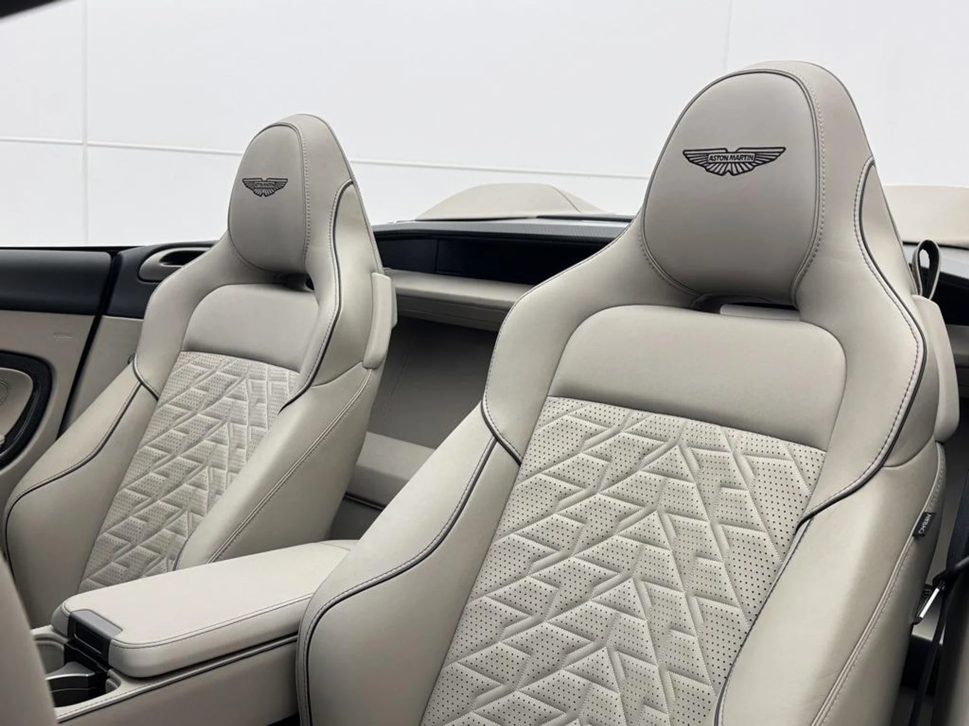 mph003_1631380679_W_Qv_Hm_KB_Hz_Yyjnj_Rjzwgu_Tklp8a_I_96f2de32c9