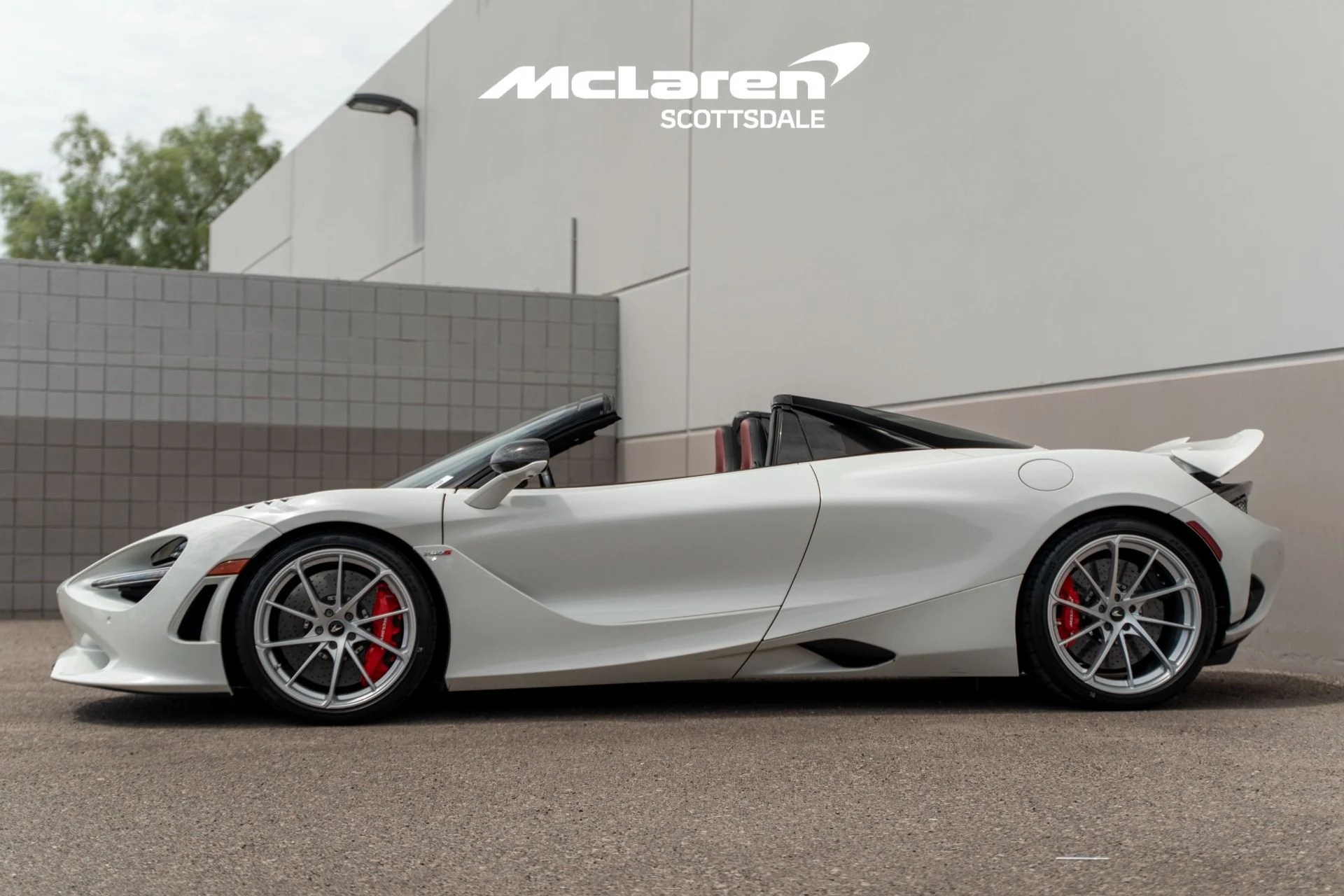 mph003_1636410436_Used_2024_MCLAREN_750_S_1757101394_efb9dd6fa6