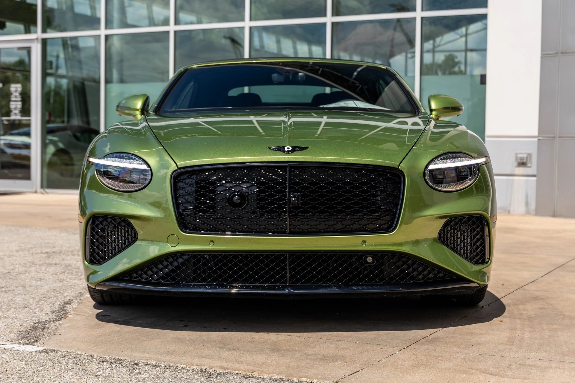 mph003_1638390564_Hi_Tech_Luxury_Imports_LLC_SCBDP_4_ZG_0_SC_023562_image_3_9fe54245ef