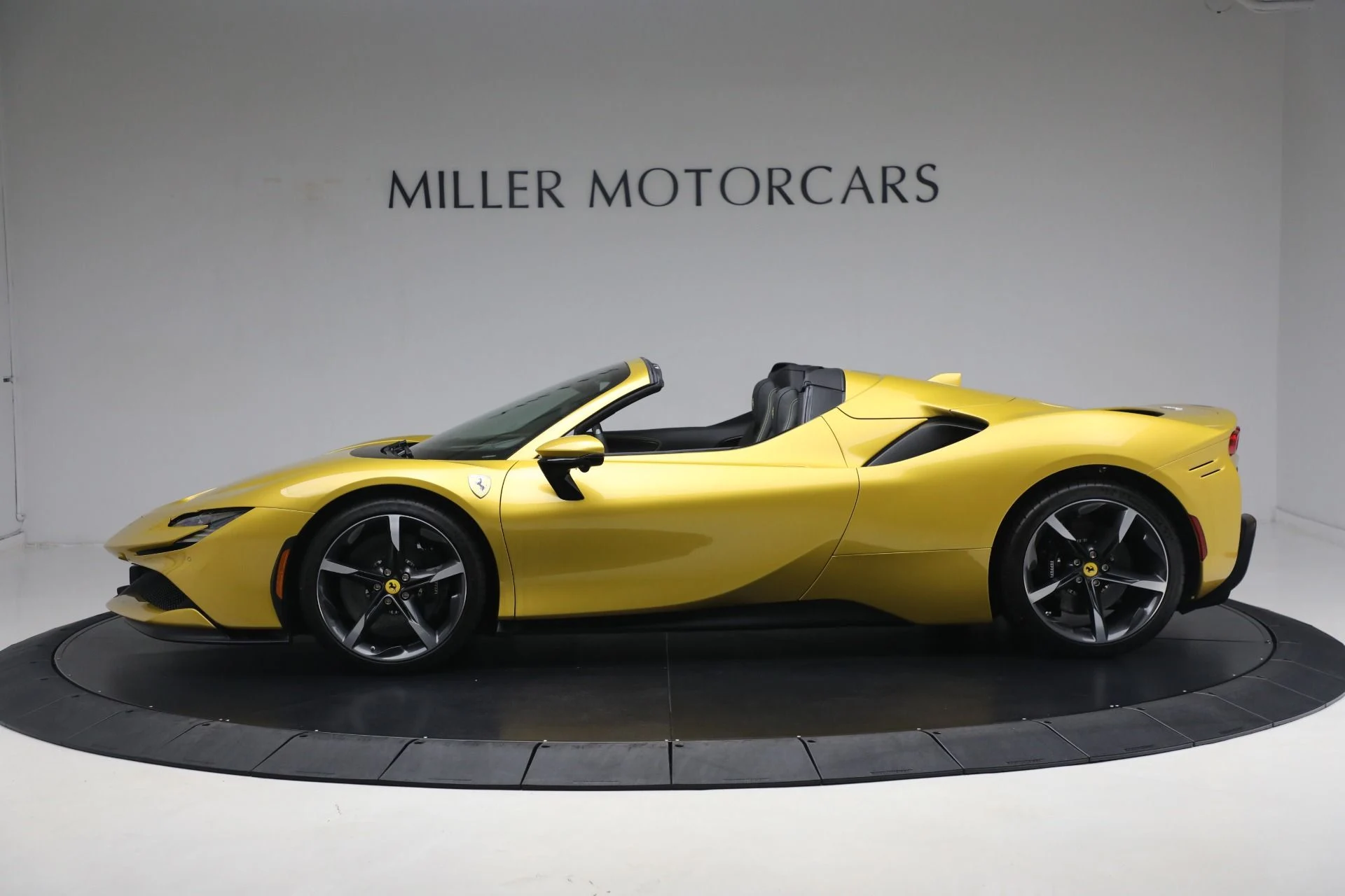 mph003_1640280698_Used_2024_Ferrari_SF_90_Spider_98378c53de
