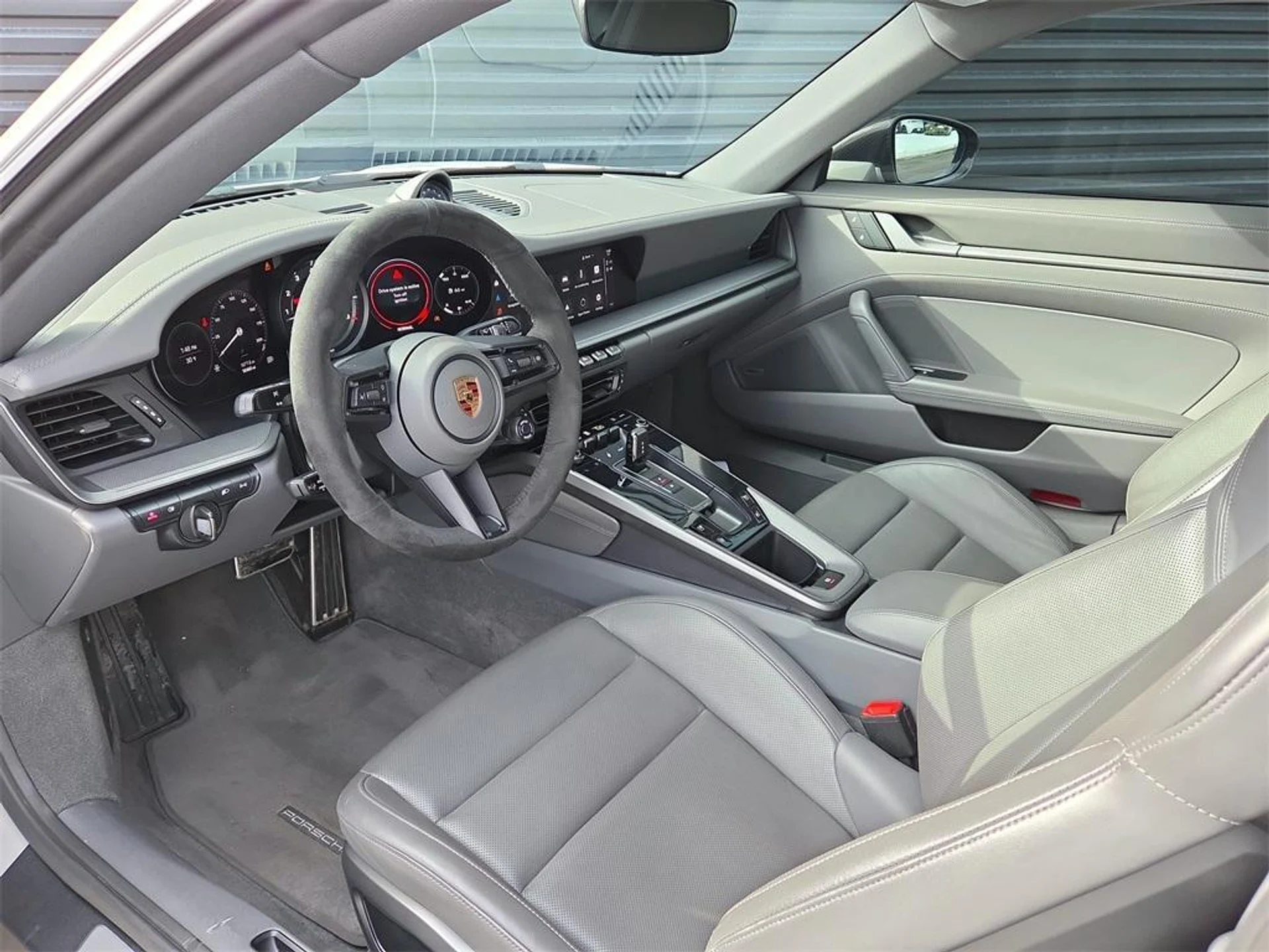 mph003_164090675_c_UC_4d20zu_Bak6wgi_Xck_Xy_NH_98_3e4b9d524c