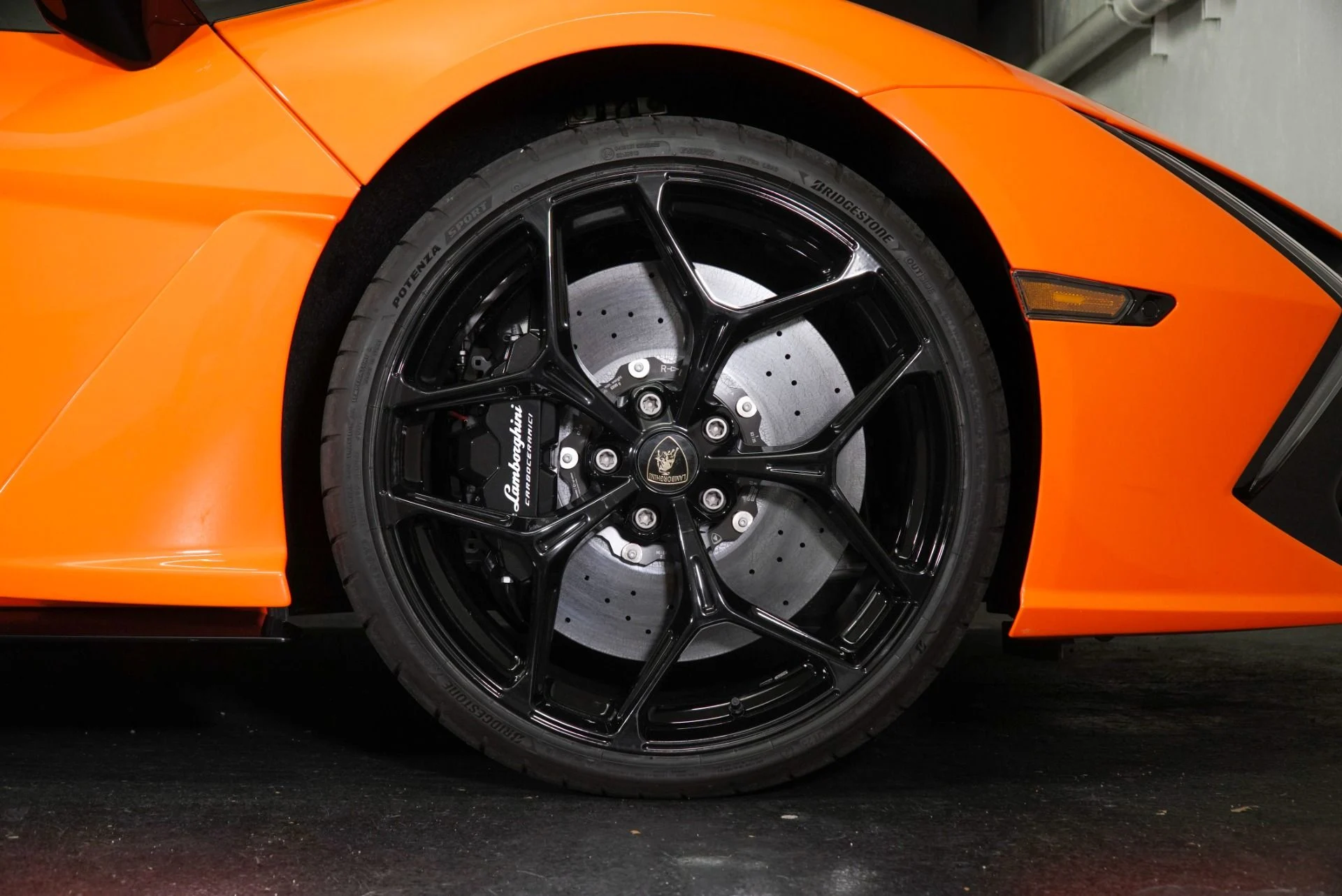 mph003_1642915939_New_2026_Lamborghini_Revuelto_1772732462_b37853bcc1