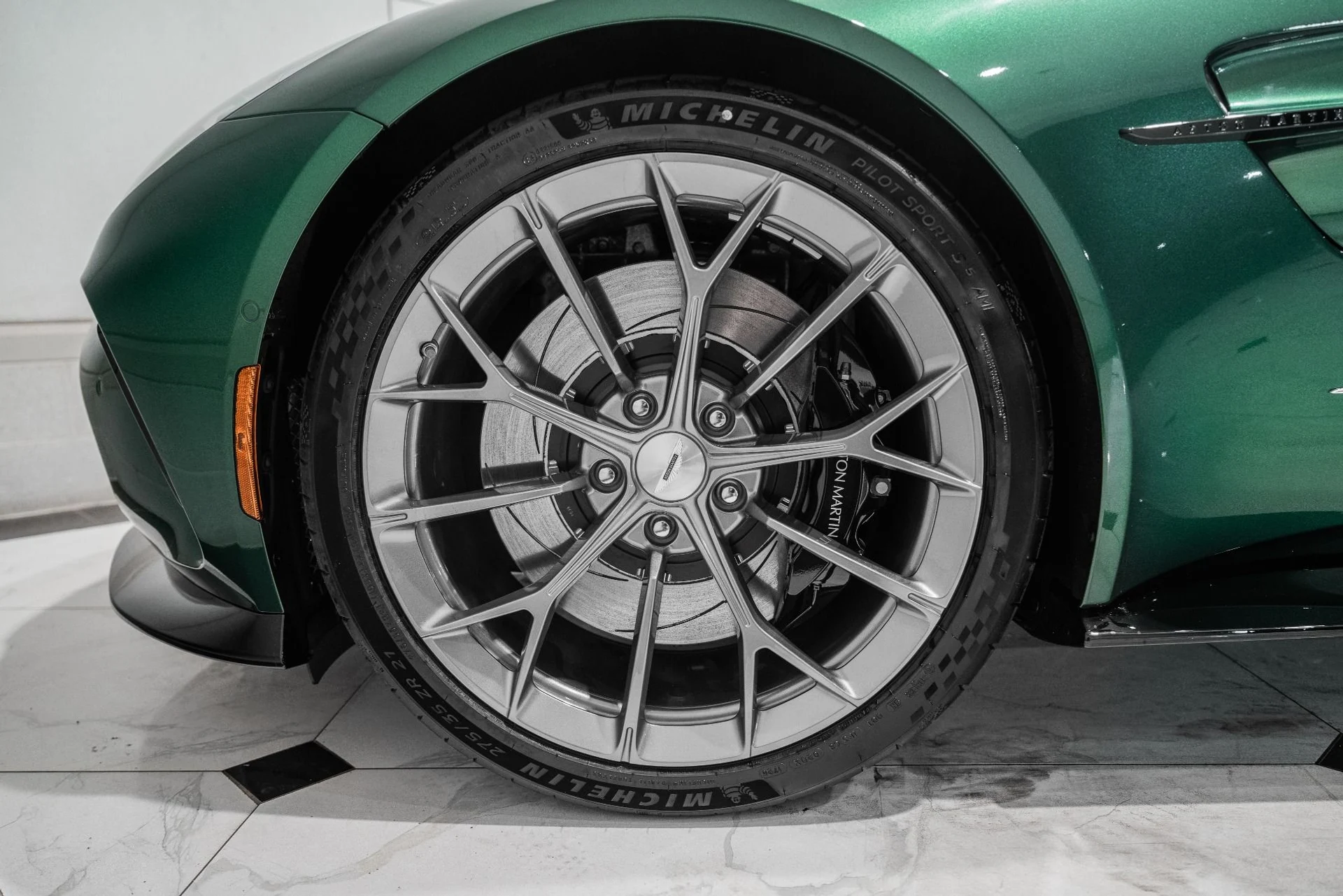mph003_1645140539_New_2026_Aston_Martin_Vantage_S_1790177478_cfa43330eb