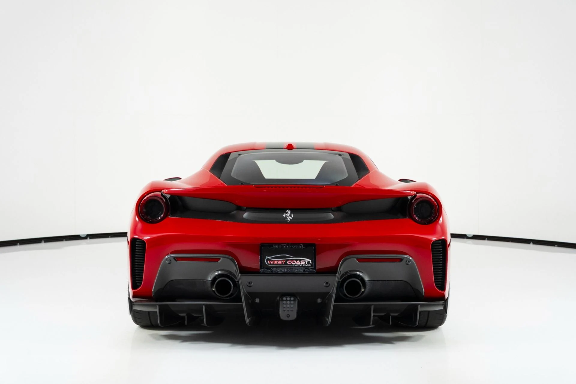 mph003_1662337759_Used_2019_Ferrari_488_Pista_1750808790_03673cae24