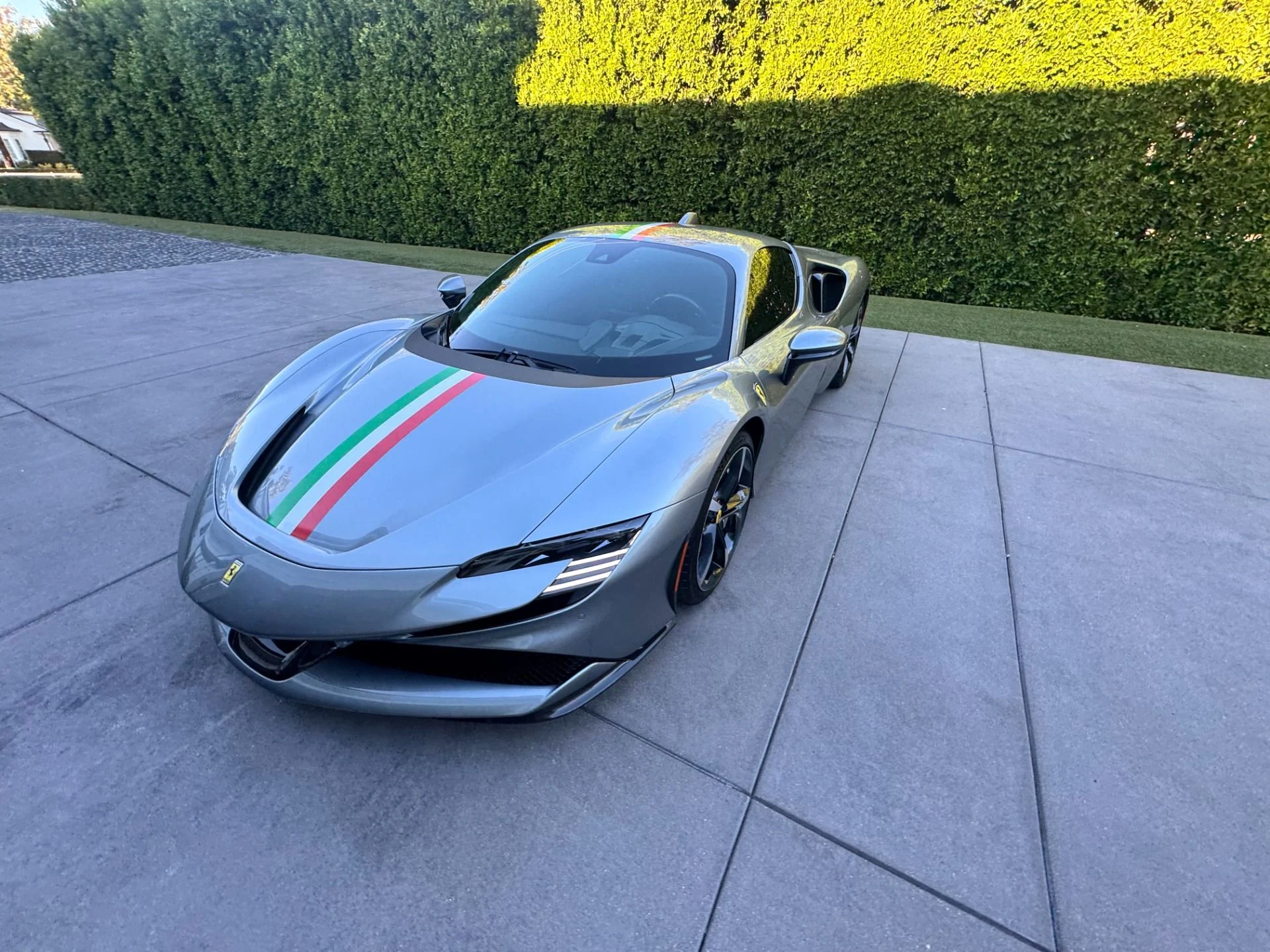 mph003_1667865047_Used_2023_Ferrari_SF_90_Stradale_1755656856_ad3c7f302b