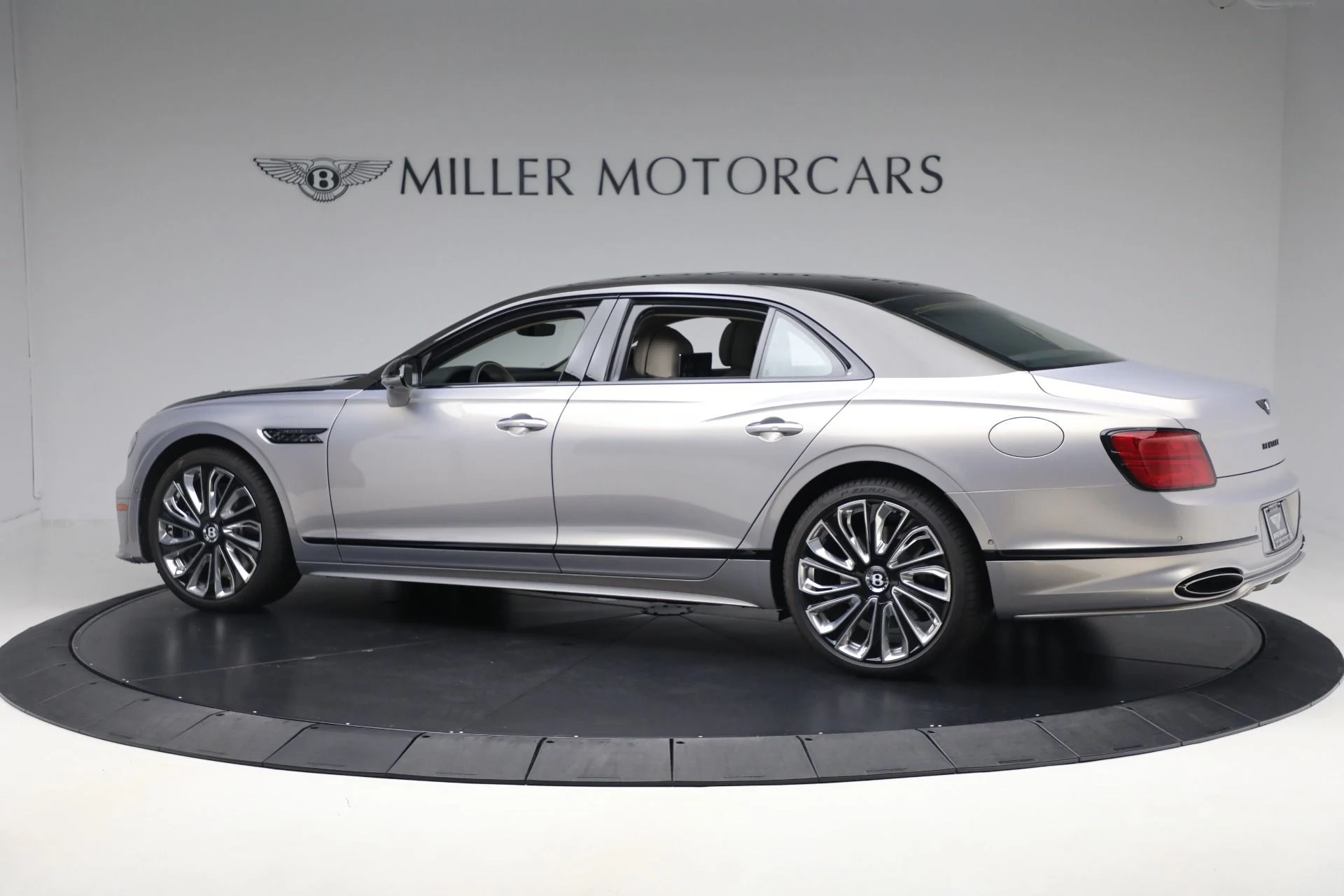 mph003_1669459325_New_2025_Bentley_Flying_Spur_Mulliner_5af72415d7