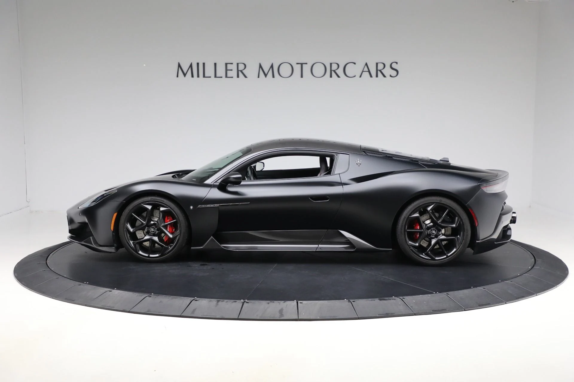 mph003_1672639665_Used_2022_Maserati_MC_20_8a4b9cf51f