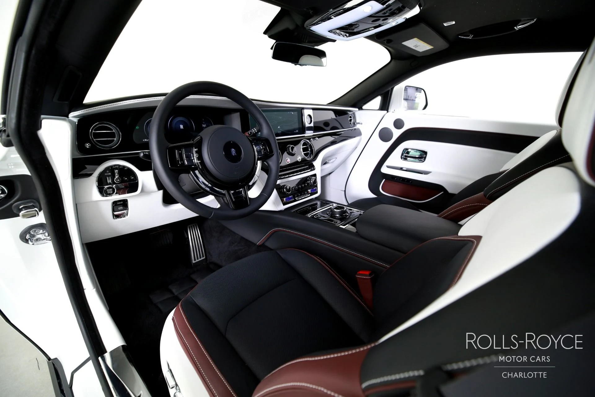mph003_1675979534_Used_2025_Rolls_Royce_Spectre_1781797119_5f77bbf107