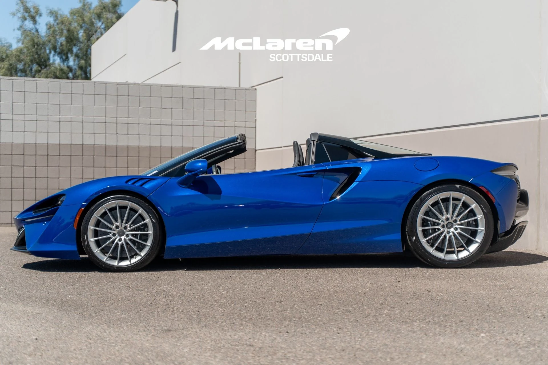 mph003_1678819831_Used_2025_MCLAREN_ARTURA_Performance_1774894895_02fd6a0a06