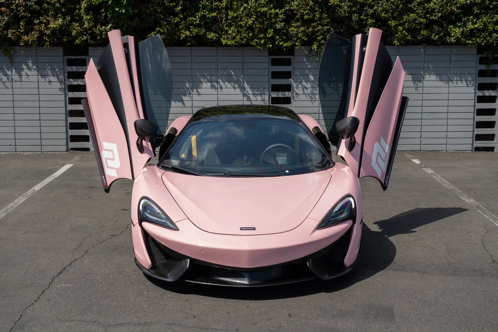 mph003_1679825512_Used_2018_Mc_Laren_570_S_Spider_1757711845_dff74e4aa0