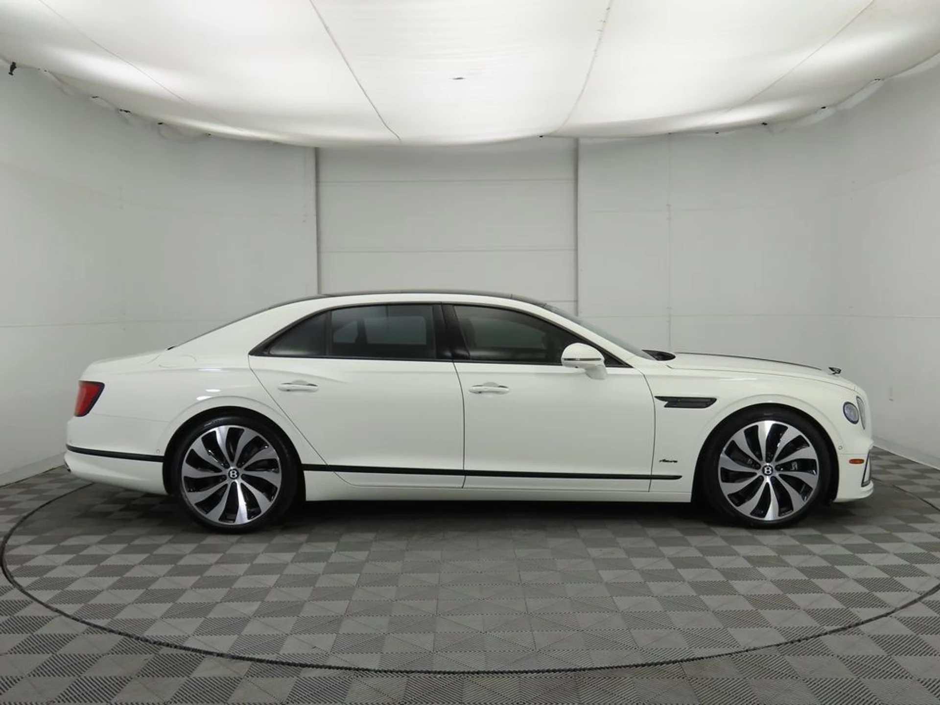 mph003_1681380184_new_2026_bentley_flying_spur_azure_8119_22909989_4_1024_601f7eb058