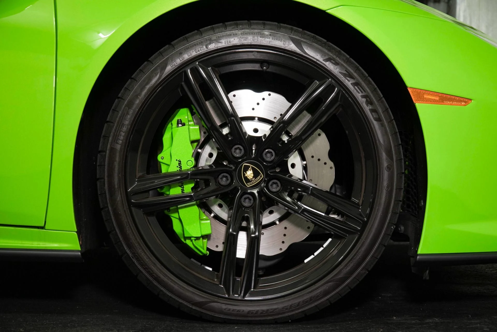 mph003_1687745114_Used_2022_Lamborghini_Huracan_EVO_1774468302_00b9810217