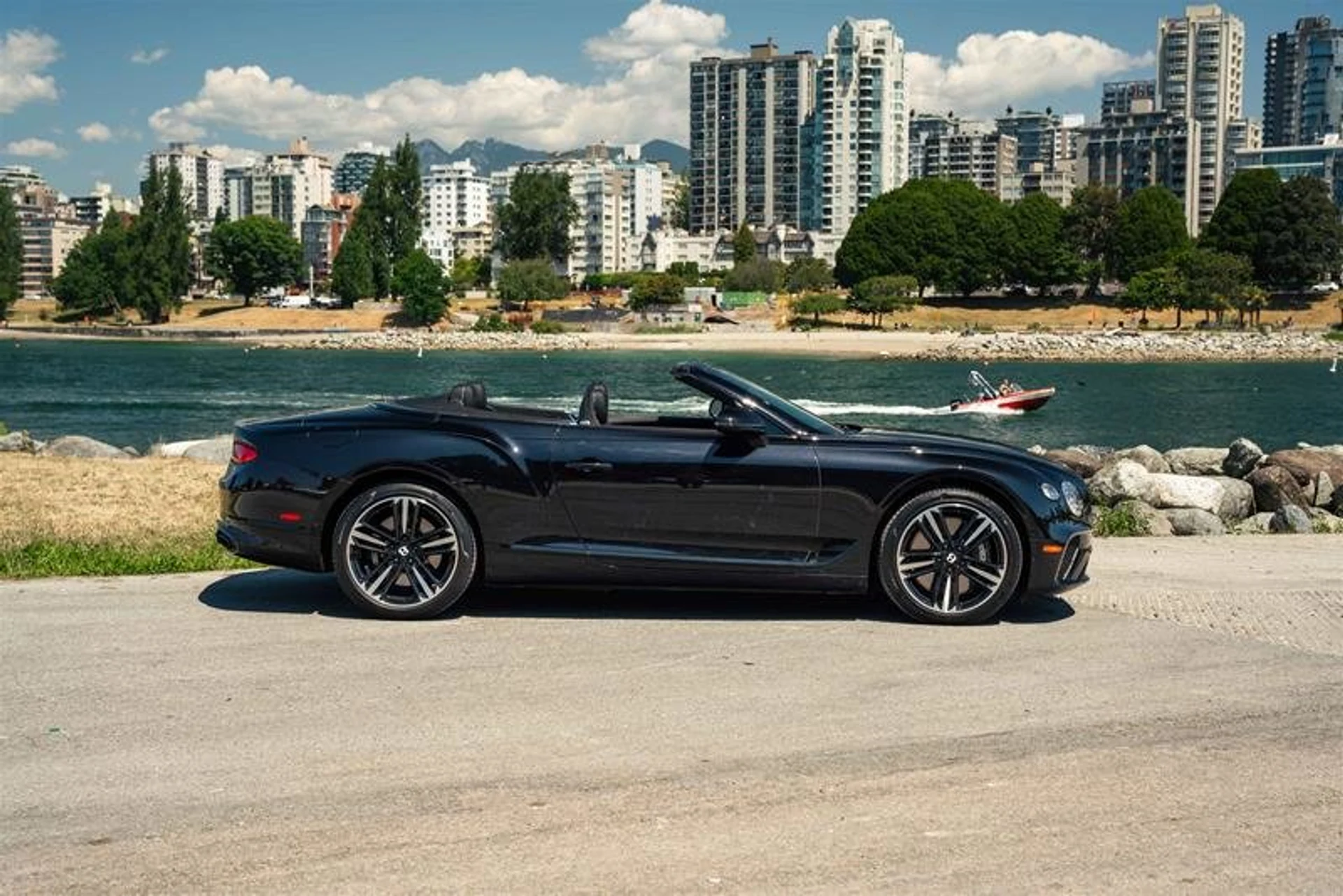 mph003_1692663685_36570374_03448_11210476_1482241116_a5c13c5cb1