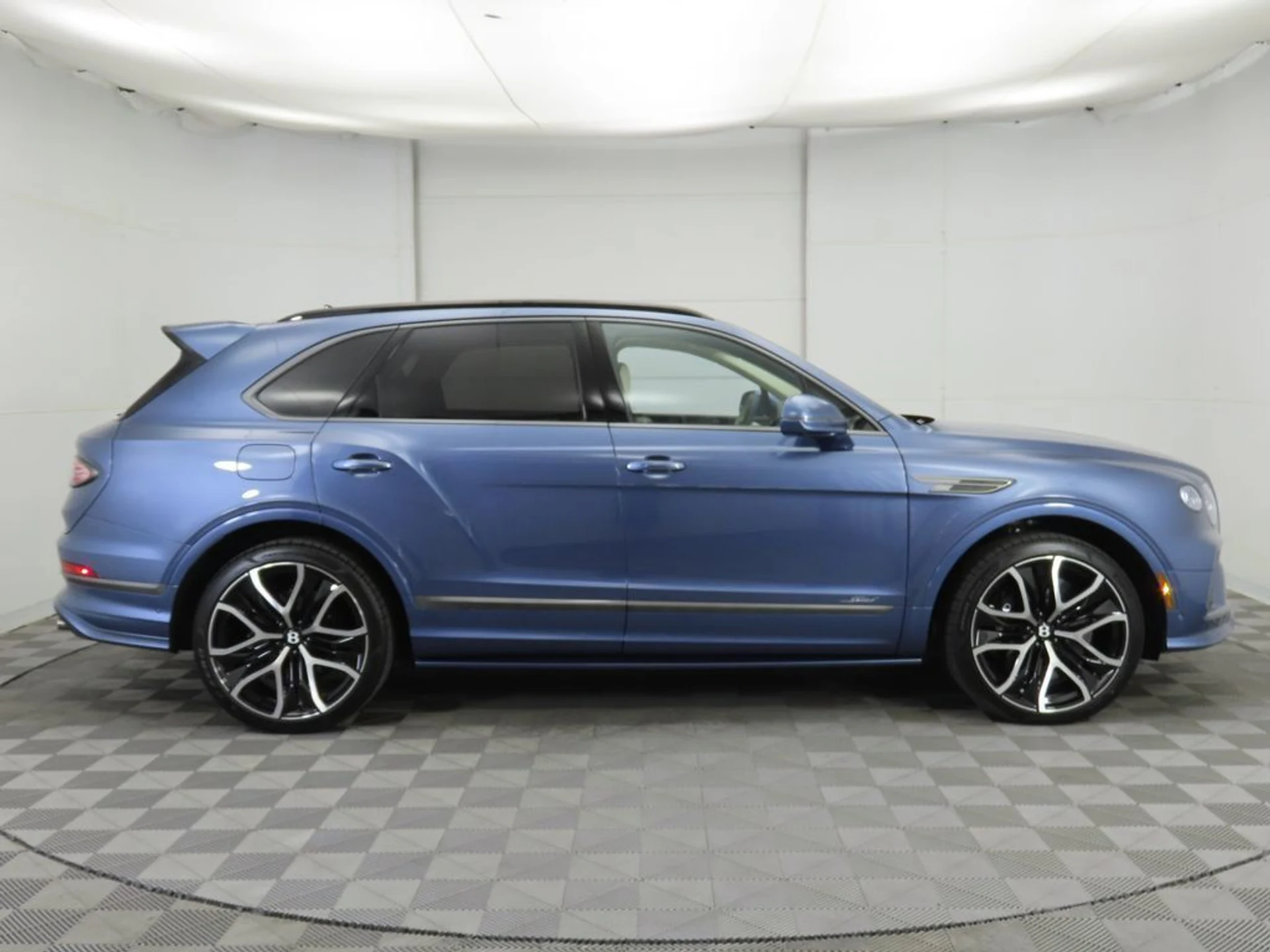 mph003_1713171499_new_2026_bentley_bentayga_8119_22957668_4_1024_4a93364203