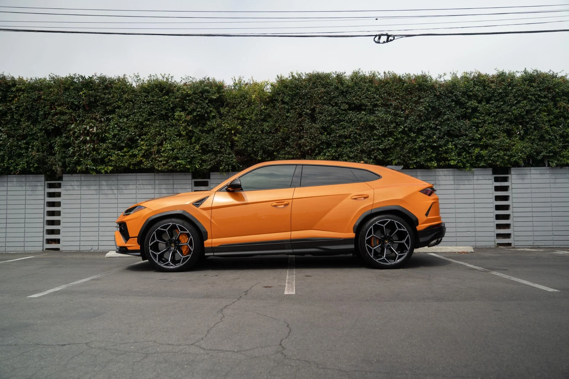mph003_1717646911_Used_2022_Lamborghini_Urus_1755127635_91638c0774