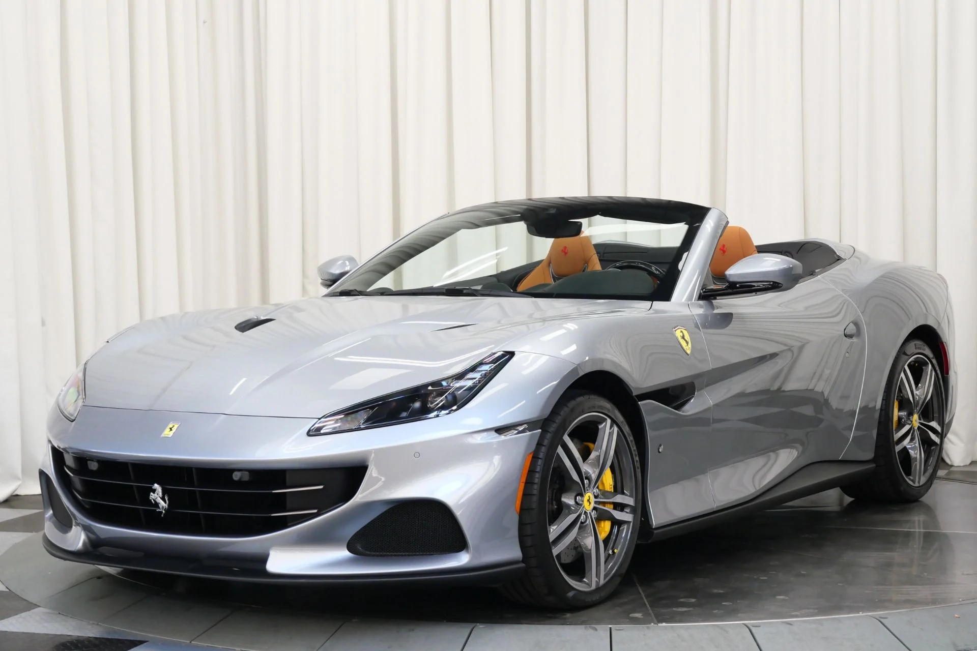 mph003_173110545_Used_2022_Ferrari_Portofino_M_1754510991_e9f93358bc