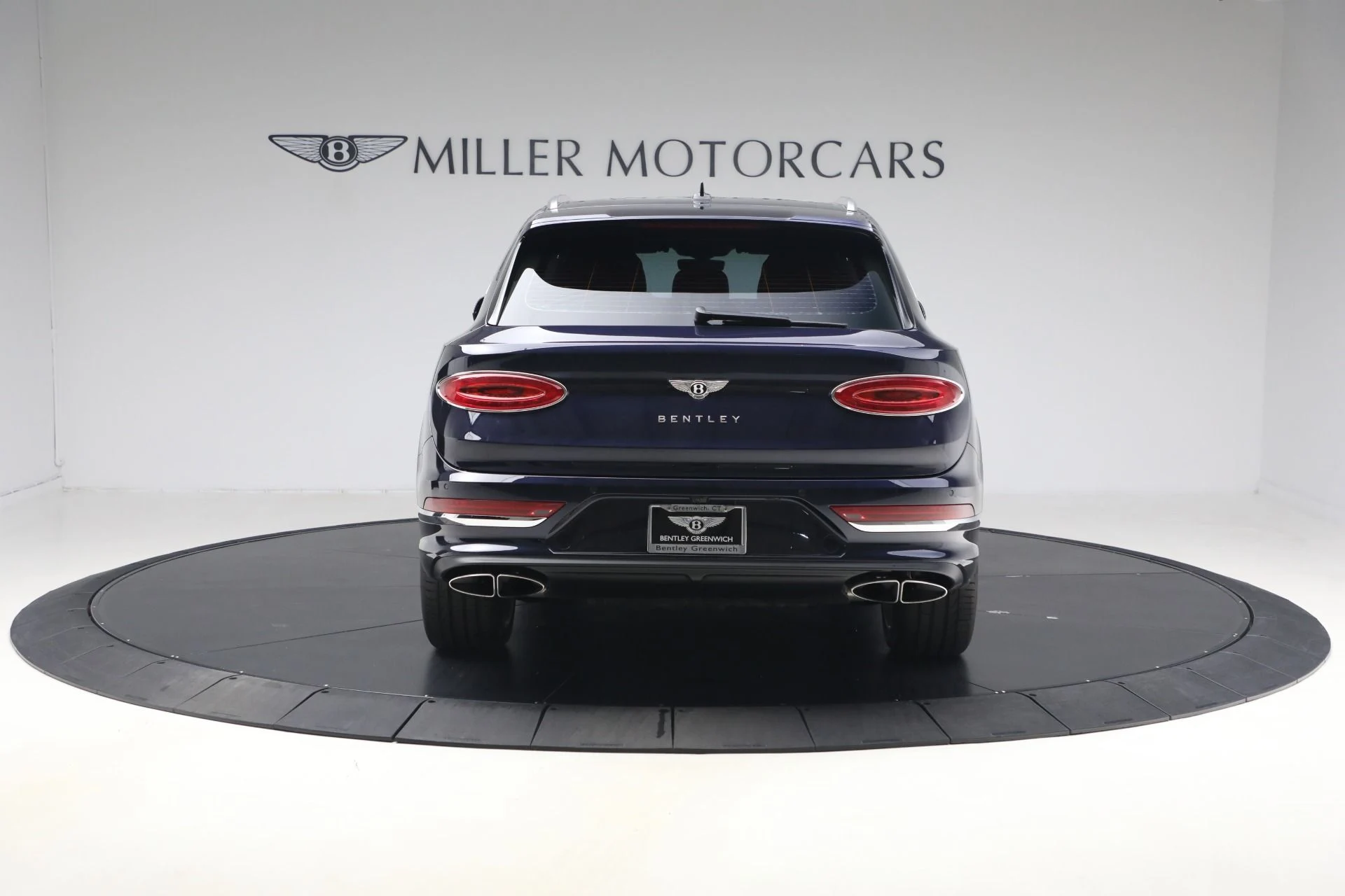 mph003_1760230828_Used_2024_Bentley_Bentayga_EWB_V8_1768588174_111fcdf8f0