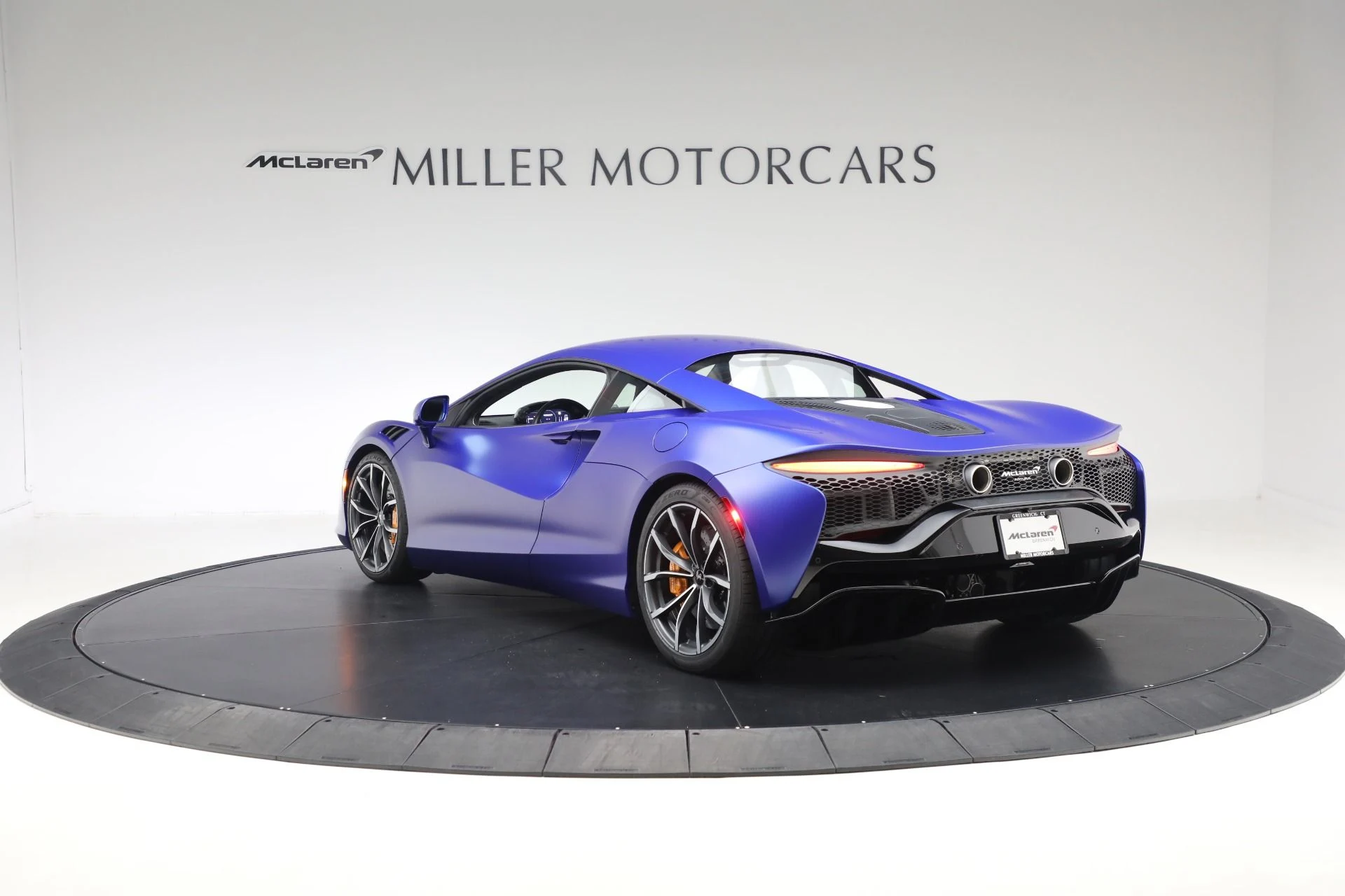 mph003_1761824680_Used_2023_Mc_Laren_Artura_Performance_fa2aa9cf2b