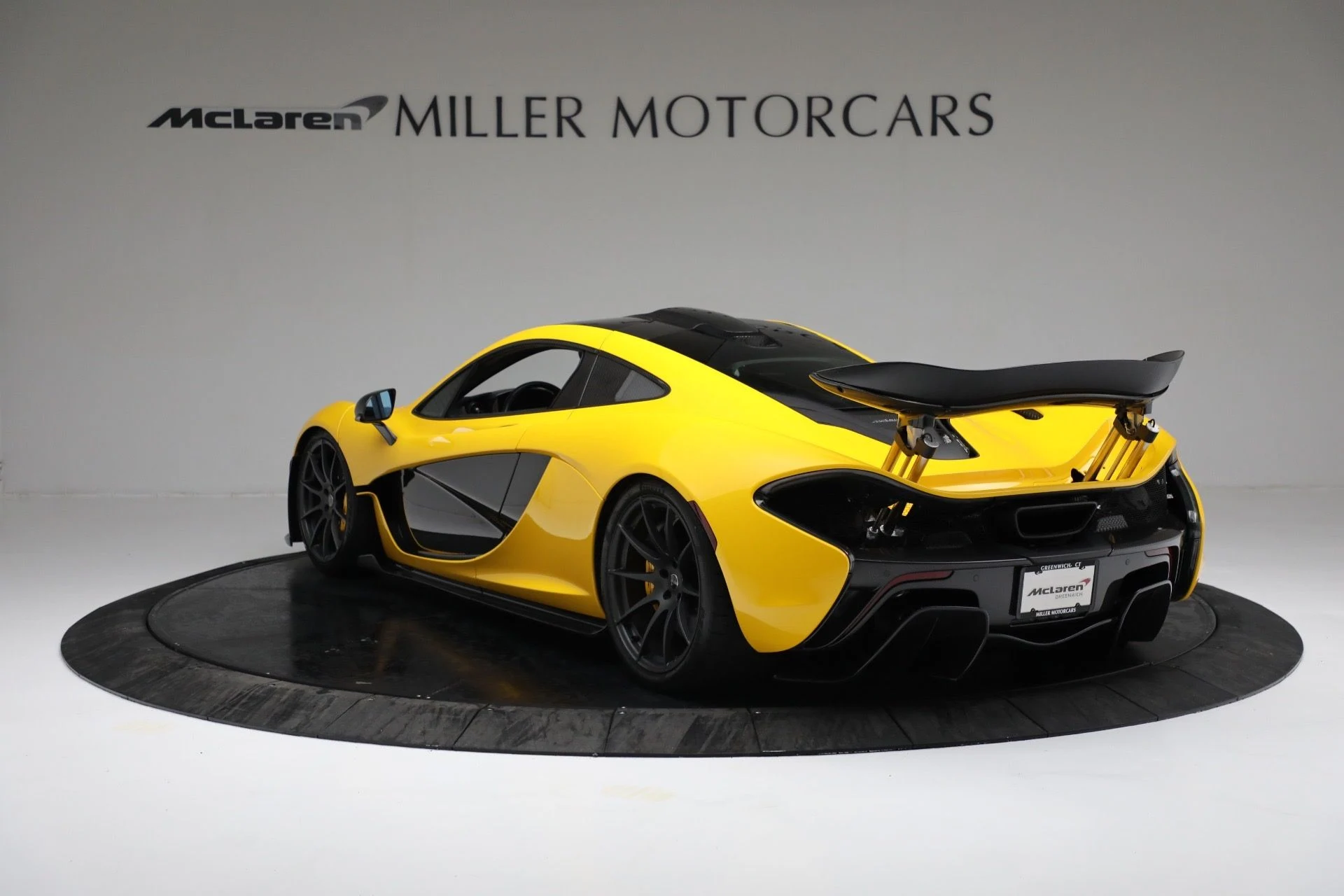mph003_177195067_Used_2015_Mc_Laren_P1_a503c0e4c7