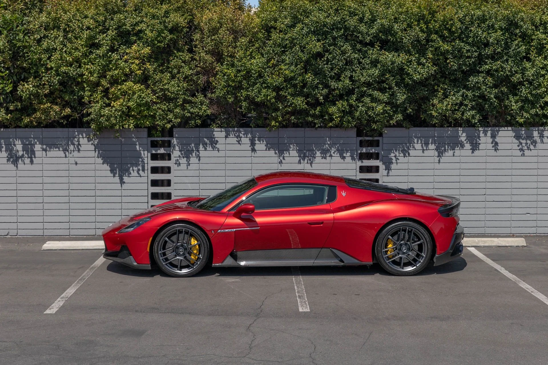 mph003_1772597291_Used_2022_Maserati_MC_20_1747768371_ea489786ec