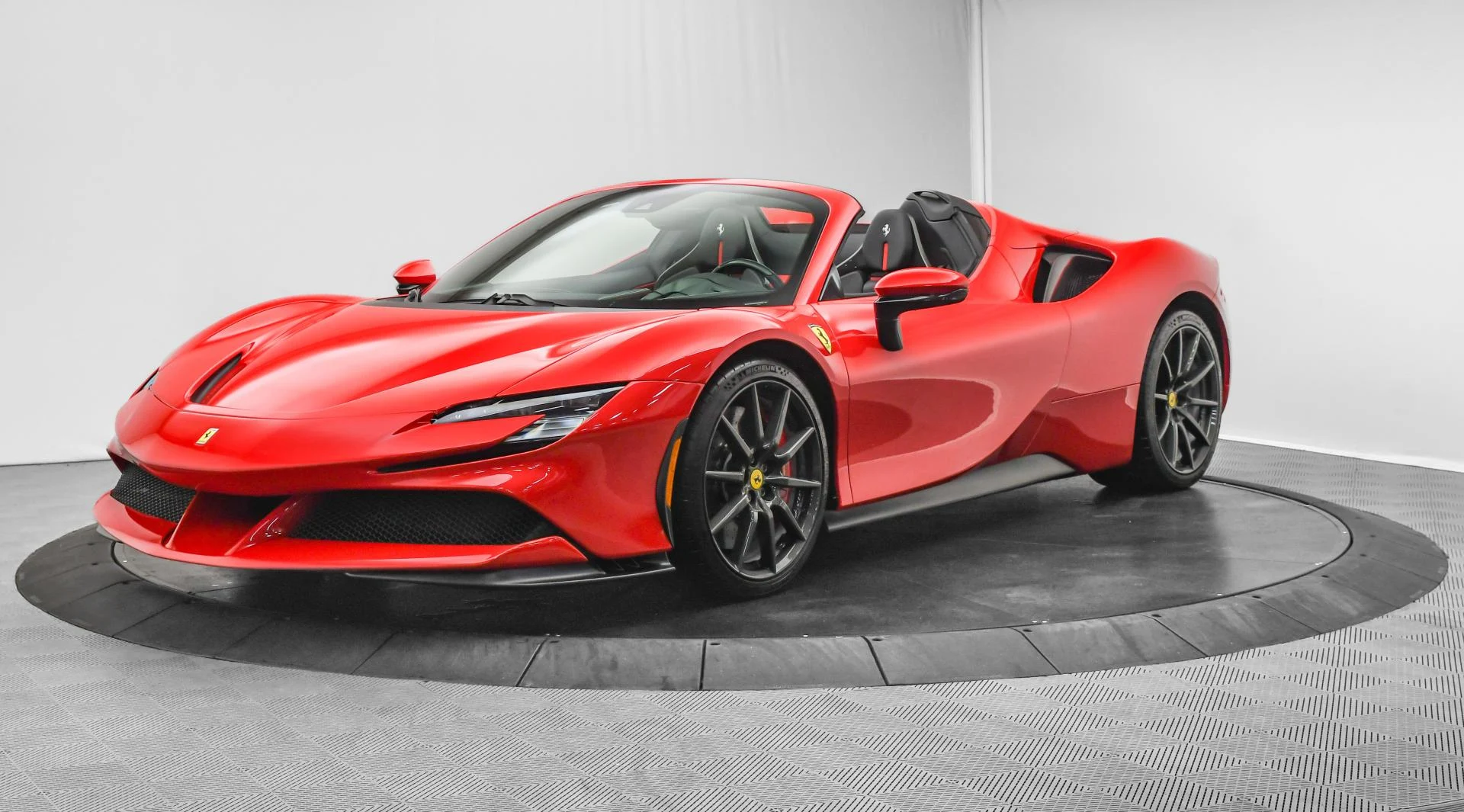 mph003_1778203597_Used_2022_Ferrari_SF_90_Spider_1753776123_bd87127991