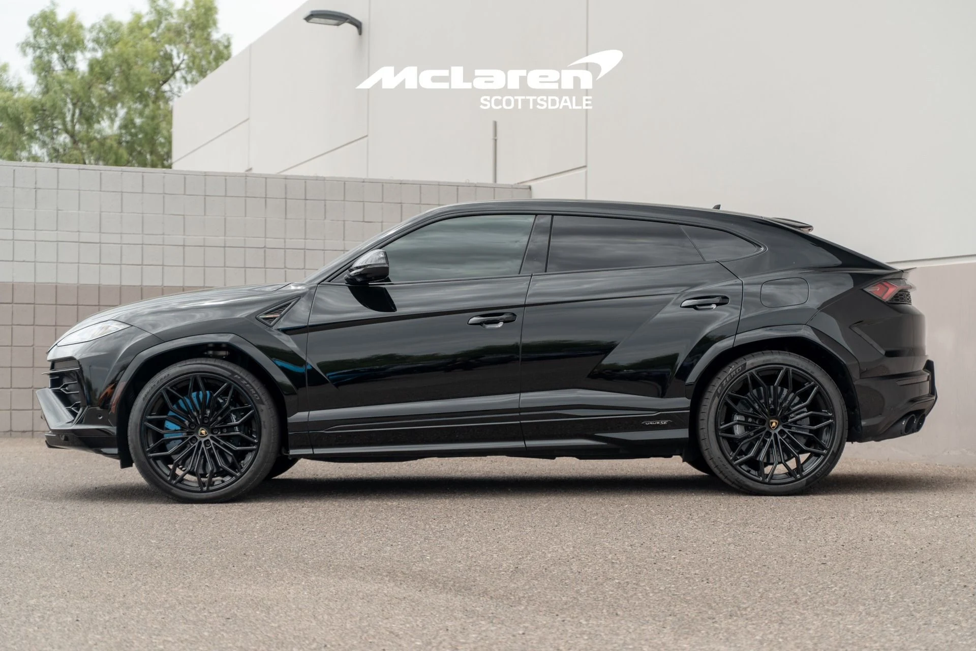 mph003_1781772423_Used_2025_LAMBORGHINI_URUS_SE_1786123267_a233d98eef