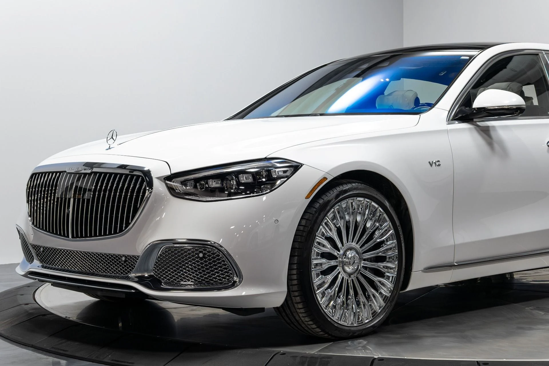 mph003_1792105501_Used_2024_Mercedes_Benz_S_Class_Maybach_S_680_4_MATIC_1766186559_50925975c7