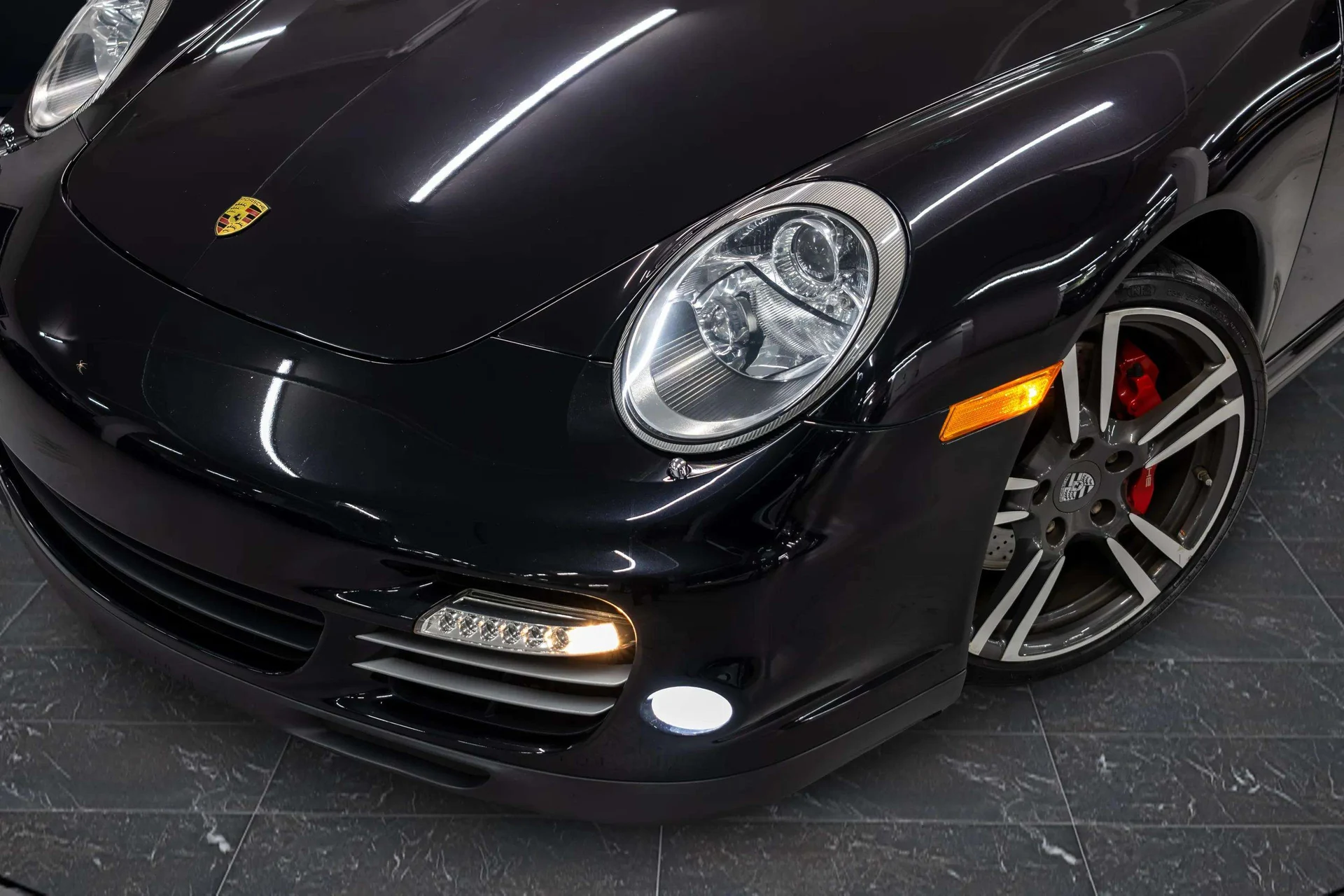 mph003_1803803796_81eb80f9_b105_43b3_9570_1d41567fbaf1_201120_Porsche2091120_Turbo20_Cabriolet2028_WP_0_CD_2_A90_BS_77372929_4_a45f4b4d87
