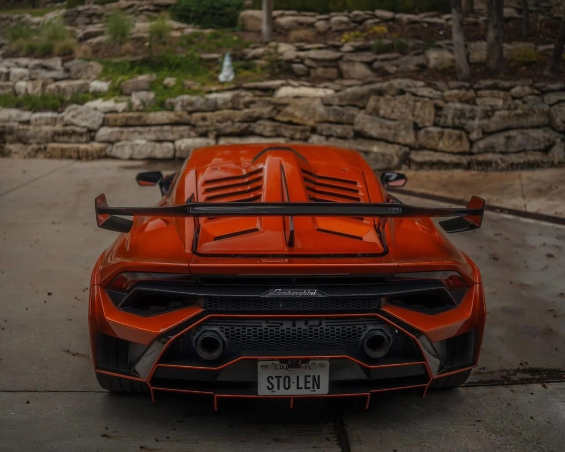 mph003_1805600365_Used_2023_Lamborghini_Huracan_STO_1762290738_d116d79cef