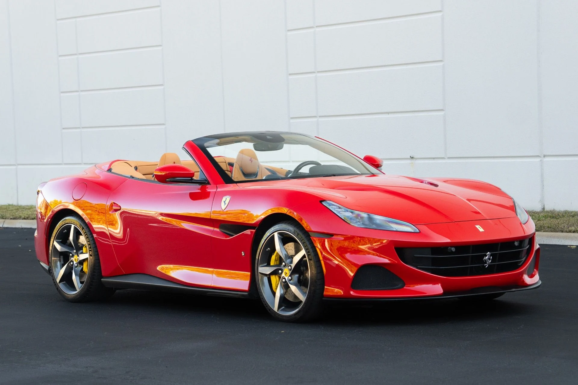 mph003_1811123812_Used_2023_Ferrari_Portofino_M_1770869852_b9c5a63cc8