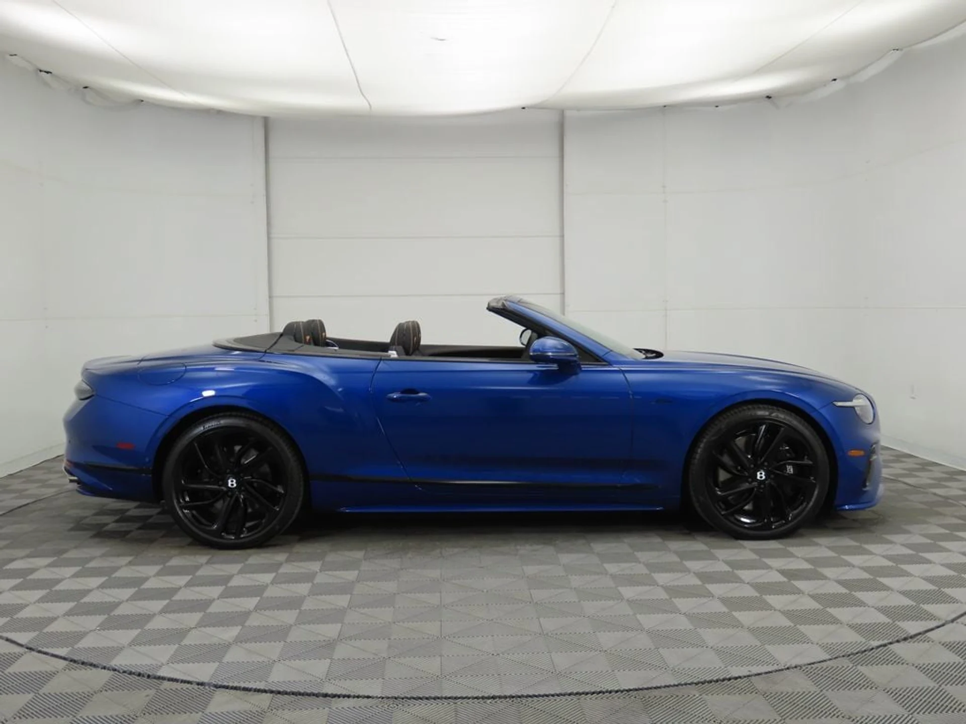 mph003_1812632203_new_2025_bentley_continental_gtspeedconvertible_8119_22891450_4_1024_9b2dcd1a6c