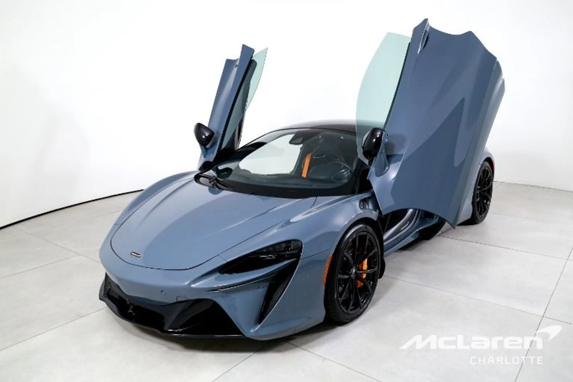 mph003_1814215728_Used_2023_Mc_Laren_Artura_e33a8c921d