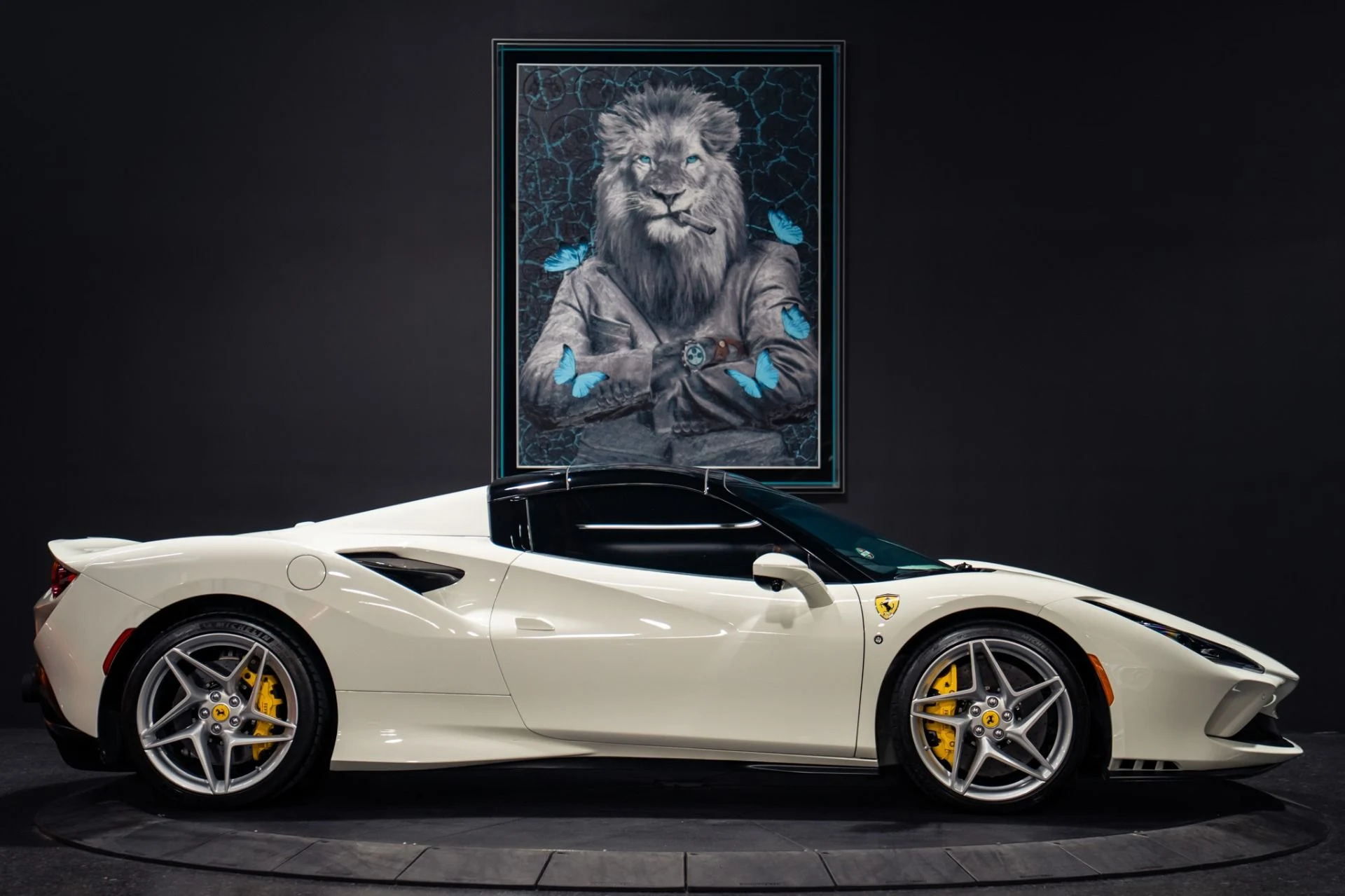 mph003_1815300421_Used_2023_Ferrari_F8_Spider_Passenger_Display_Front_Lift_1785938596_ad45f5bcdd