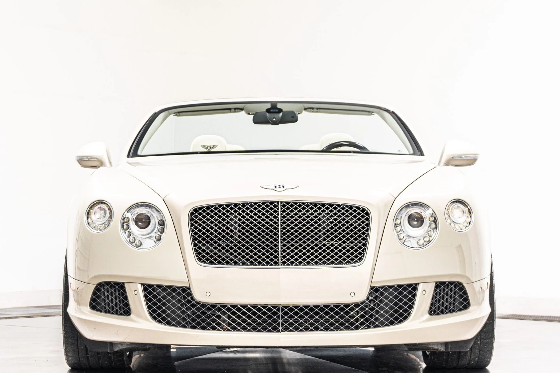 mph003_1823341337_Used_2014_Bentley_Continental_GTC_Speed_Low_Miles_Extended_Veneers_Classic_Color_Combination_1785352164_3f2c57057f