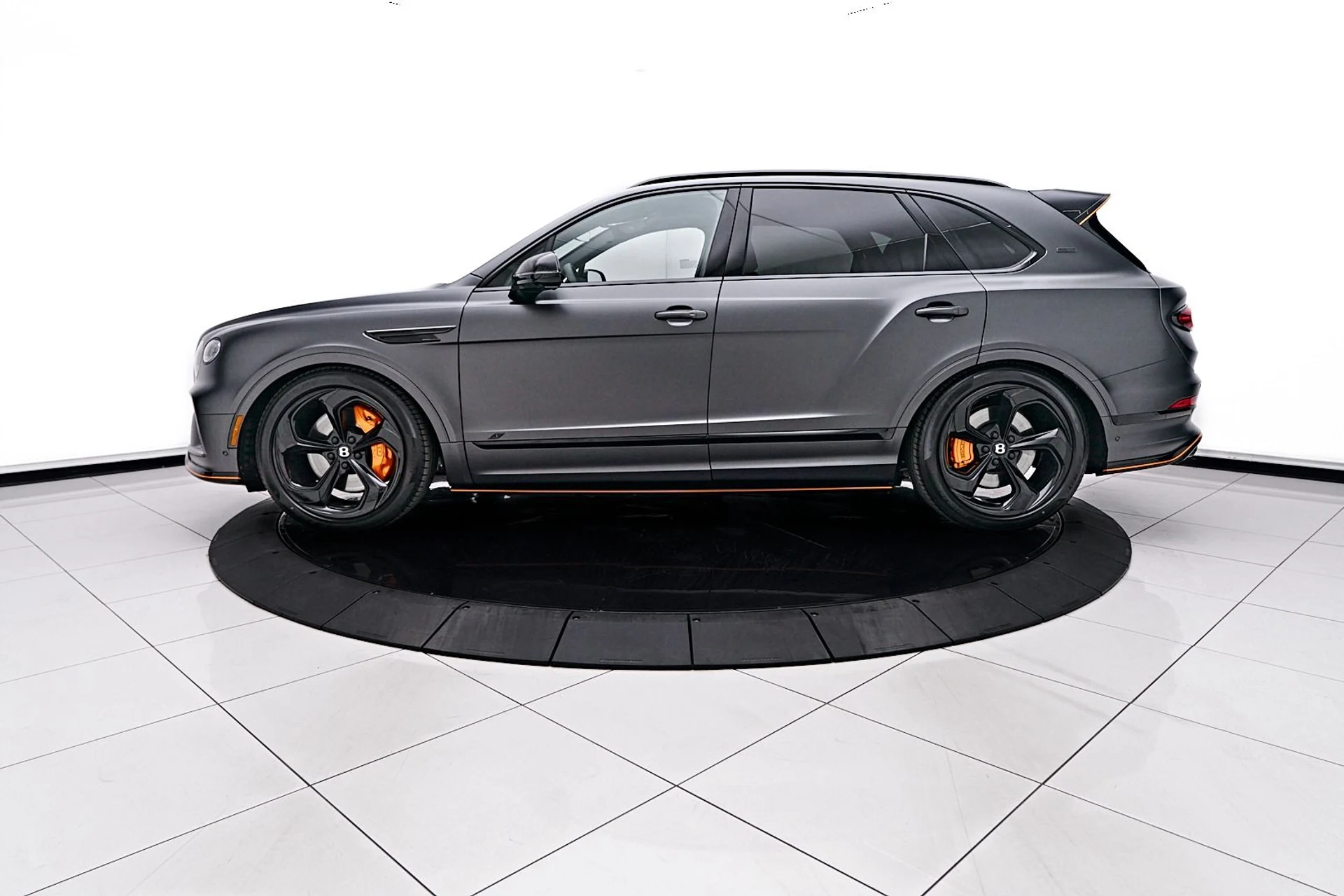 mph003_1825225477_Used_2025_Bentley_Bentayga_S_Black_Edition_1738363048_2467b27ad2