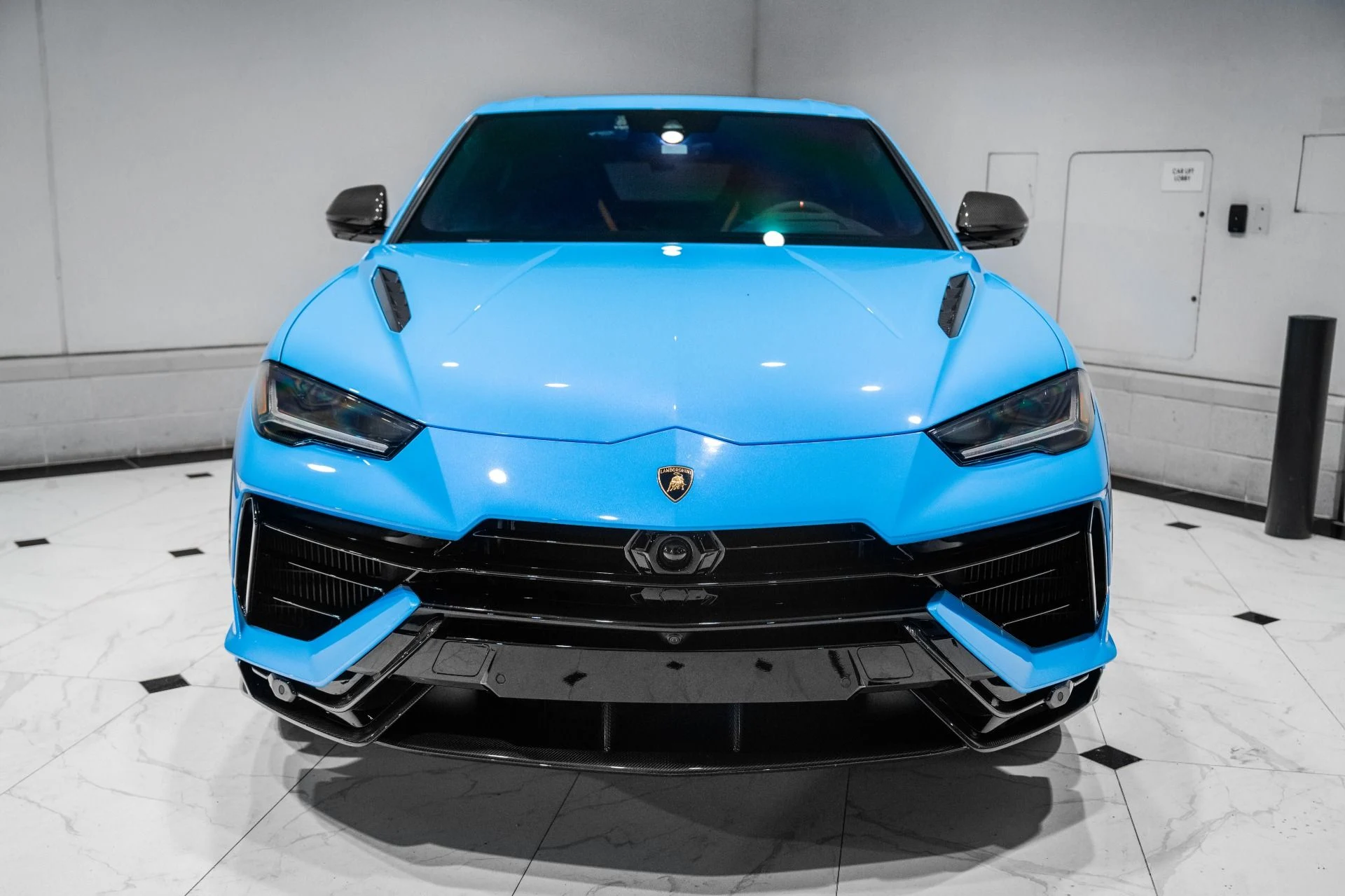 mph003_1827247530_Used_2024_Lamborghini_Urus_Performante_1773070205_a6b5eb0858