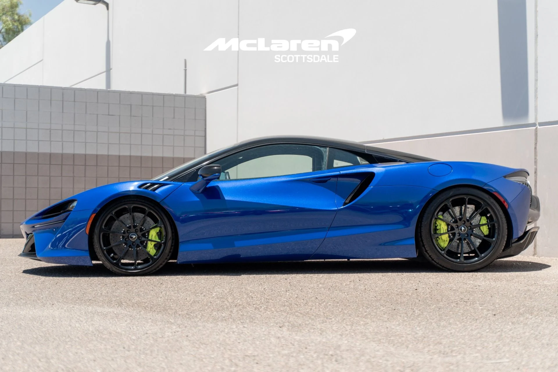 mph003_1830046668_Used_2023_MCLAREN_ARTURA_1780682369_2b6e2559c7