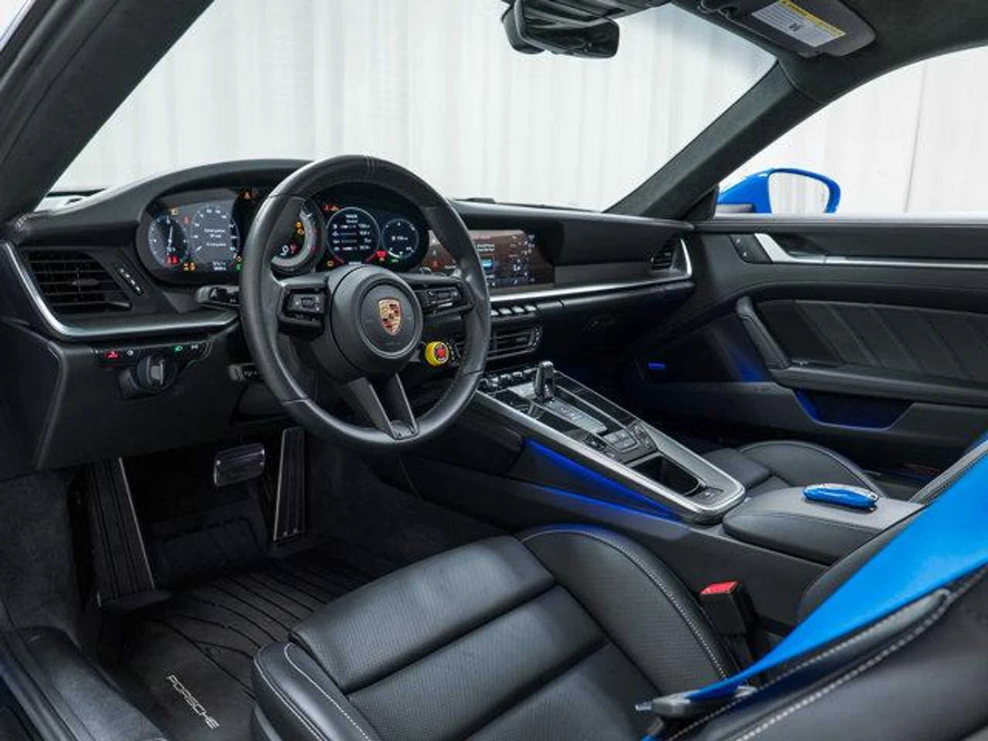 mph003_1832403190_kgcfv_G1_I_A_Iox_M5t_Dxw_SWP_Gp_FE_28624b0f26