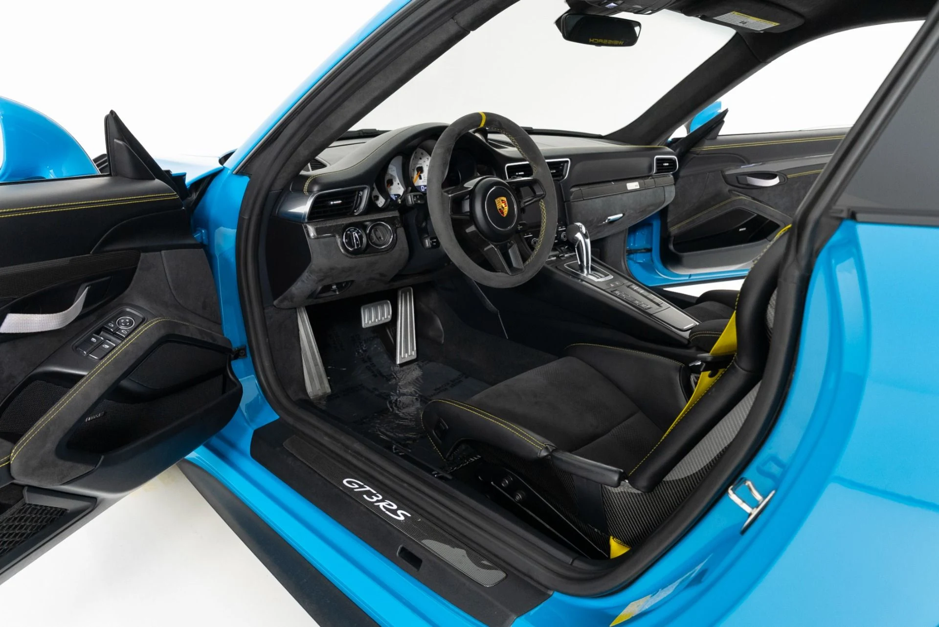 mph003_1838372989_Used_2019_Porsche_911_GT_3_RS_1789591427_b28814411e