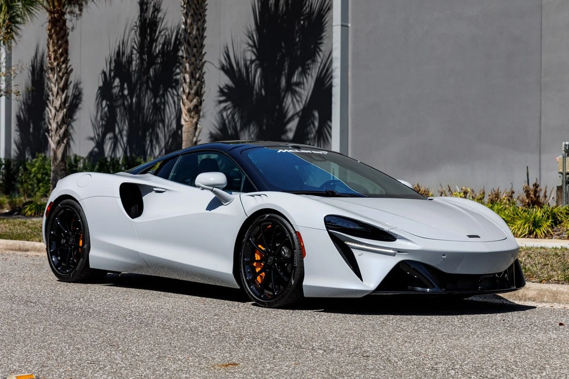 mph003_1838901104_473_p4_l_2892b85a3e