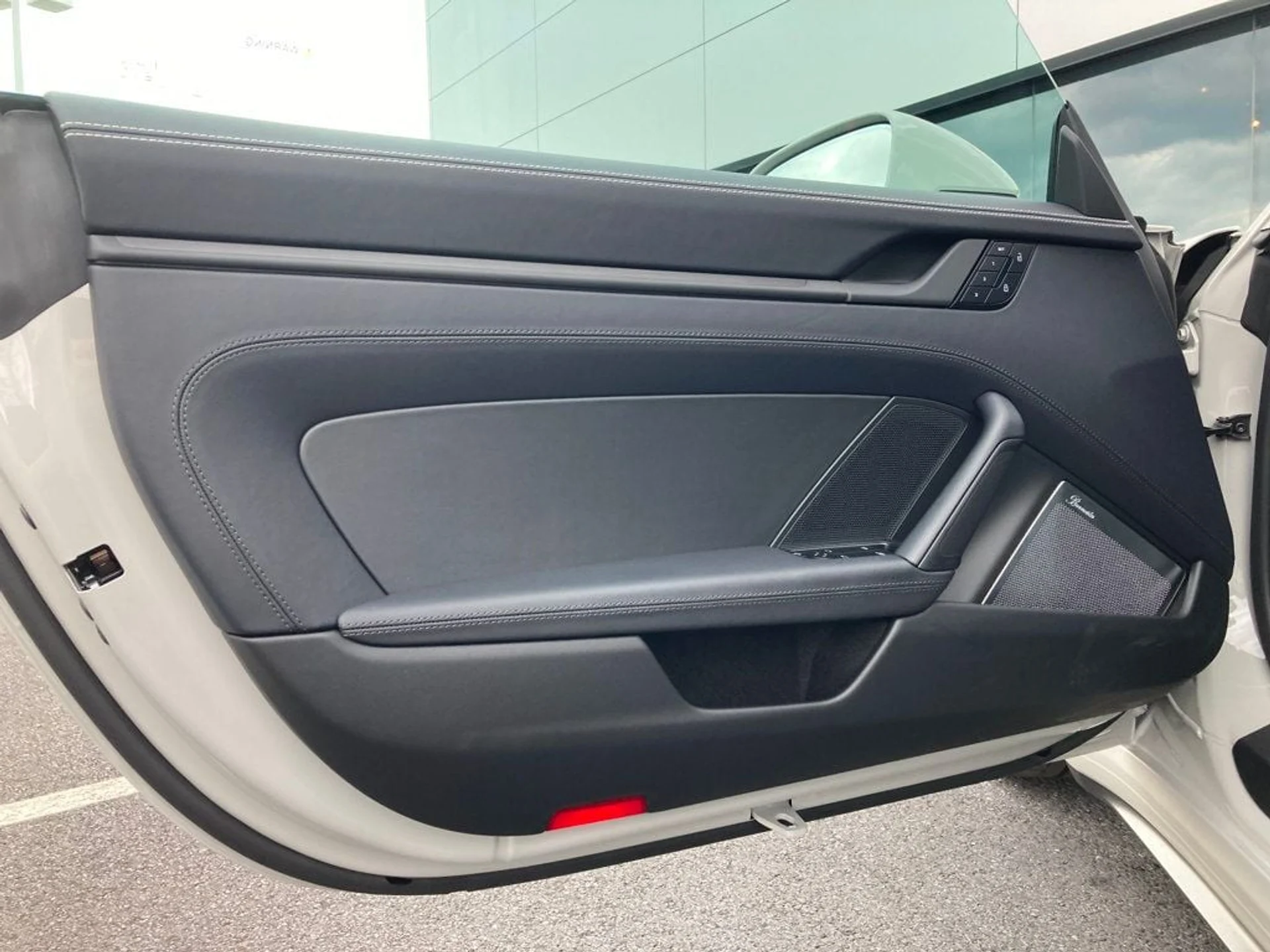 mph003_183961000_57611fc8825b3c2073395b83127ae419_f896e8e28f