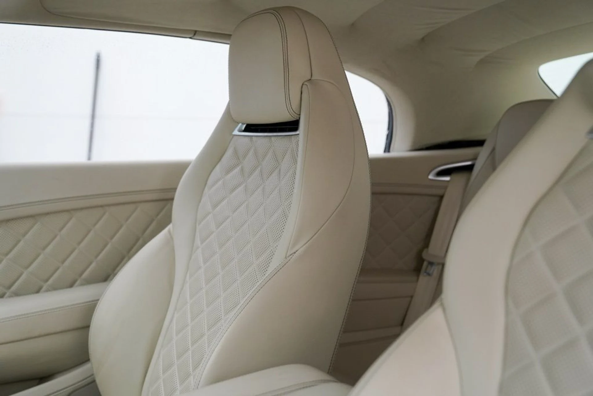 mph003_1842913204_vzlk4lg5o1n8ksrb8x6c1x3hga5t_1984513ae8