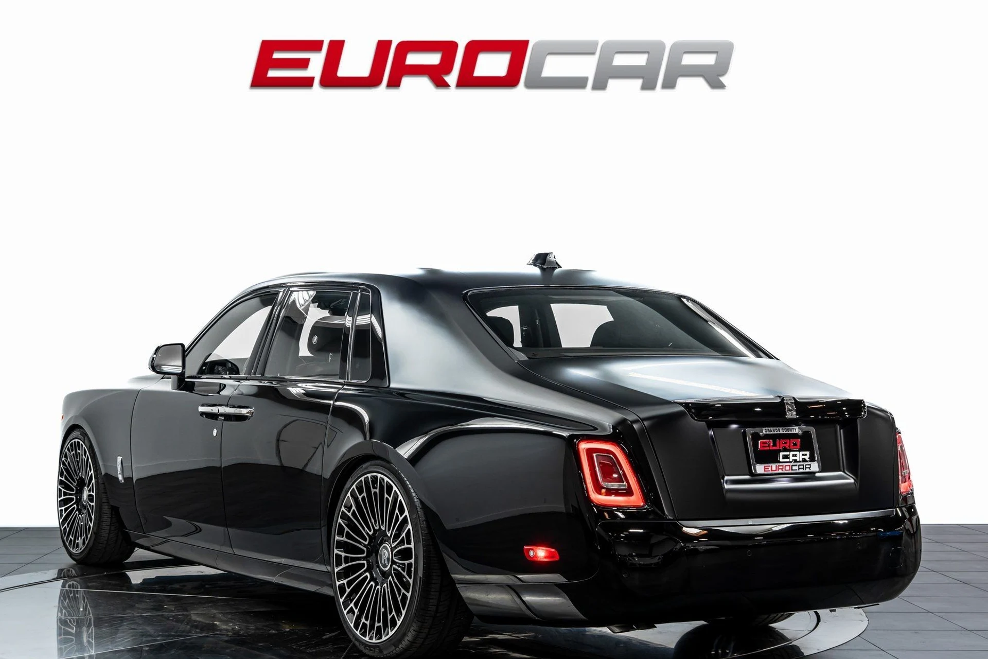 mph003_1859370635_image_4_b4568bc967