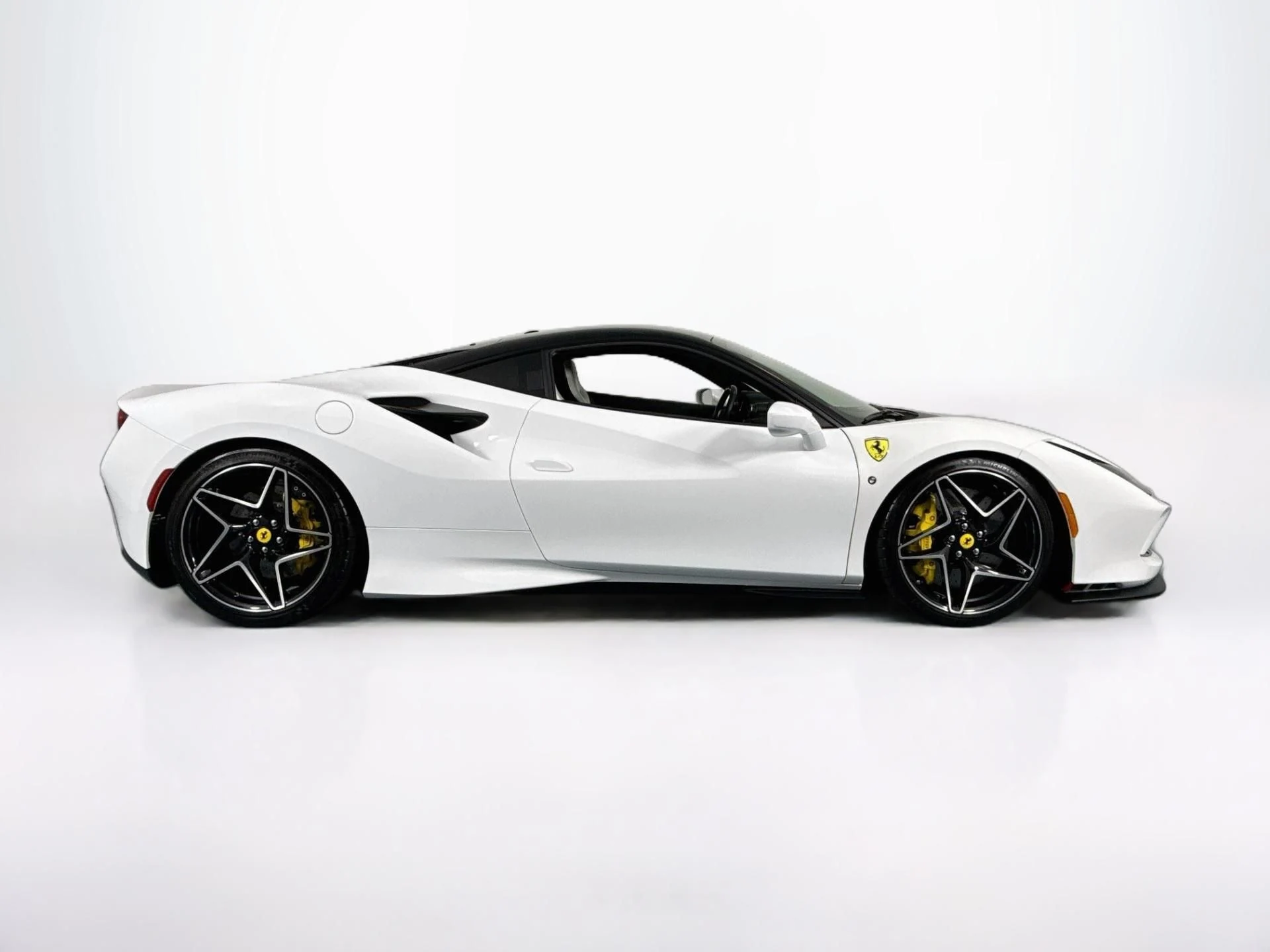 mph003_1869339163_Used_2020_Ferrari_F8_Tributo_1791224649_c8dc474b4f