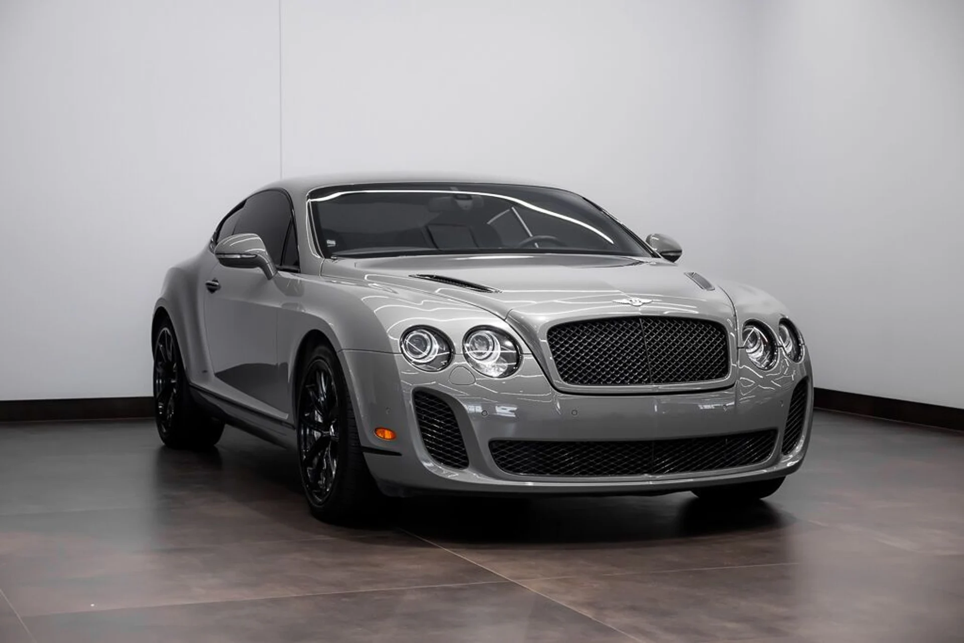 mph003_1874190244_bentley_continental_supersports_2010_jpg_v_1758918548_654fb244ab