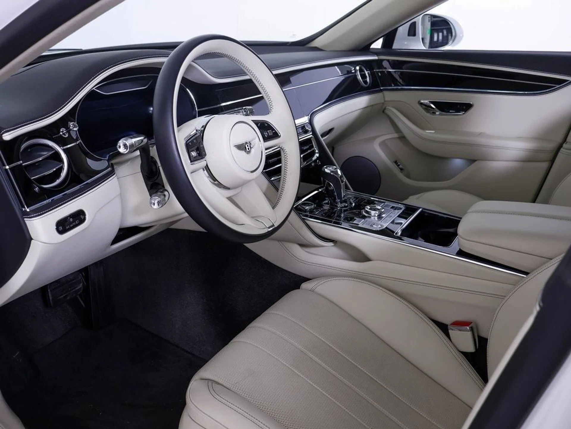 mph003_1879779540_ce426f88935031ae5475cbeea47b1656x_57f3d277ec