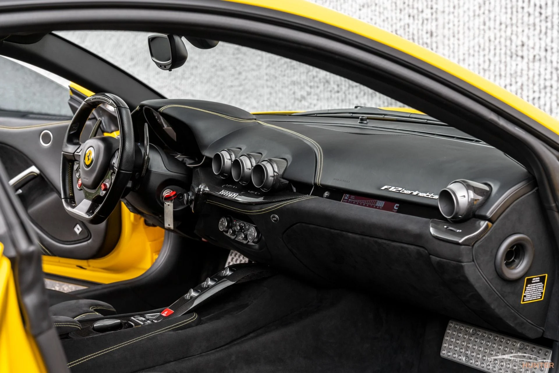 mph003_19033957_Used_2014_Ferrari_F12_Berlinetta_w_INSANE_428_K_MSRP_Pass_Display_Race_Seats_Strasse_Wheels_1786482146_6e458d298f